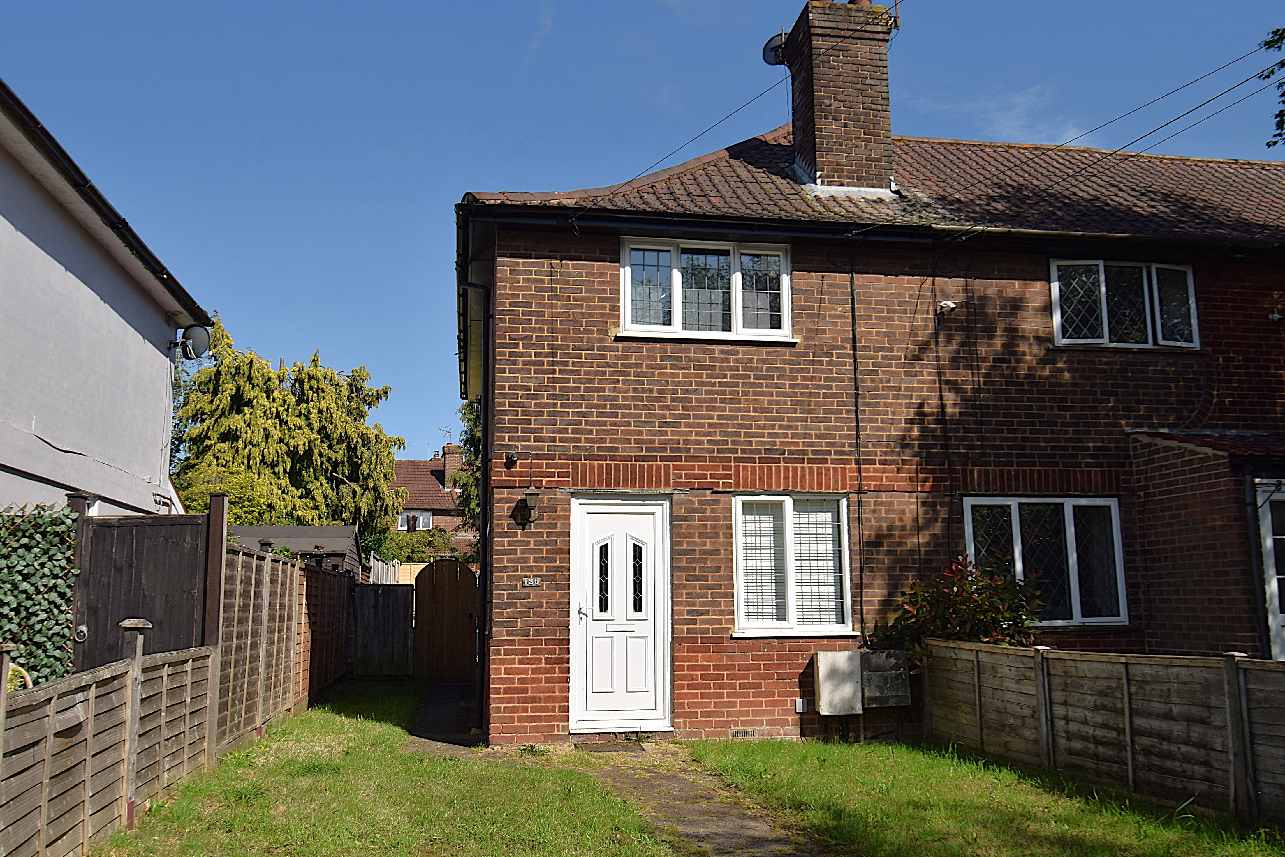 2 bedroom End of terrace house For Sale