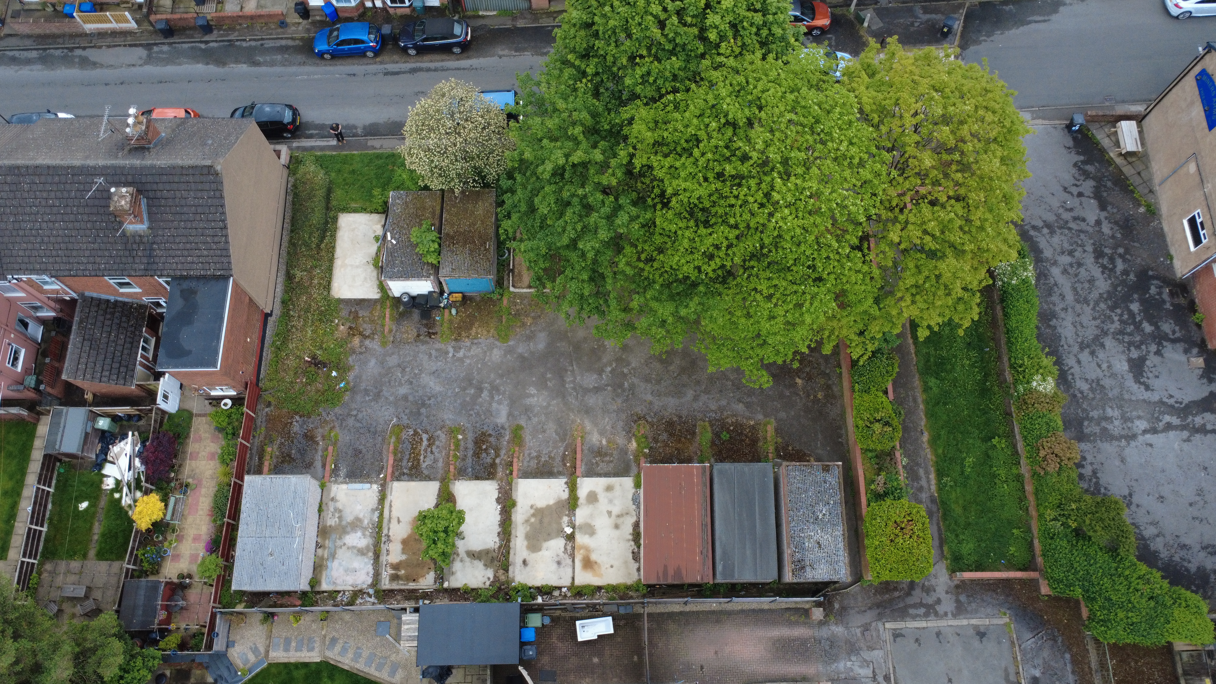  Garages For Sale