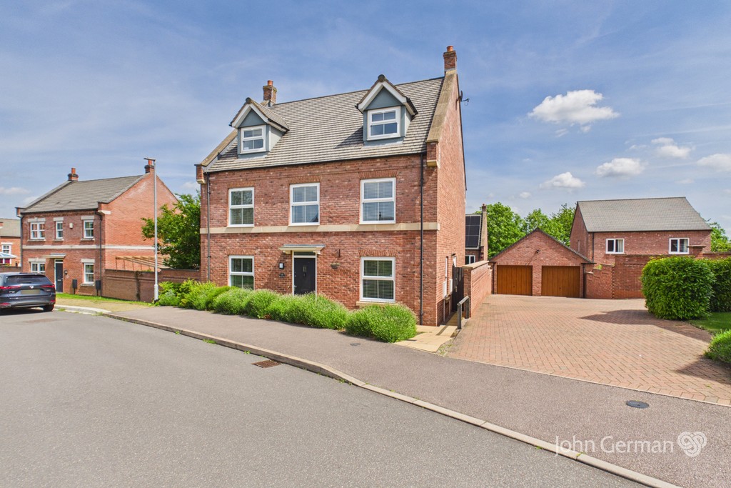 5 bedroom Detached house For Sale