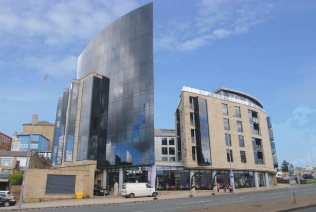 2 bedroom Apartment For Sale