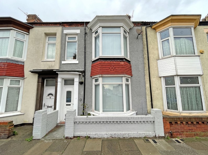  Terraced House For Sale