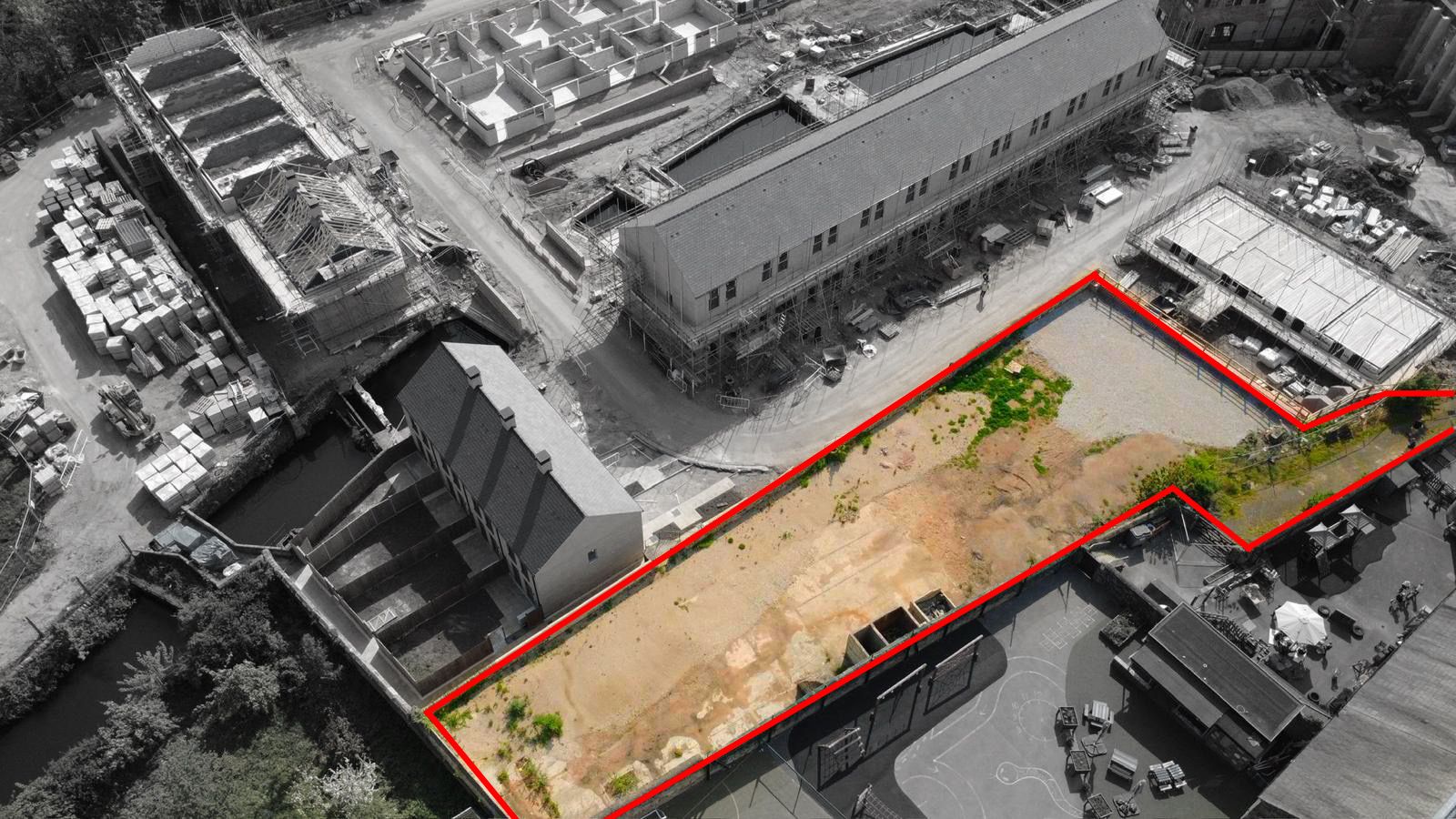 Land (Commercial) For Sale