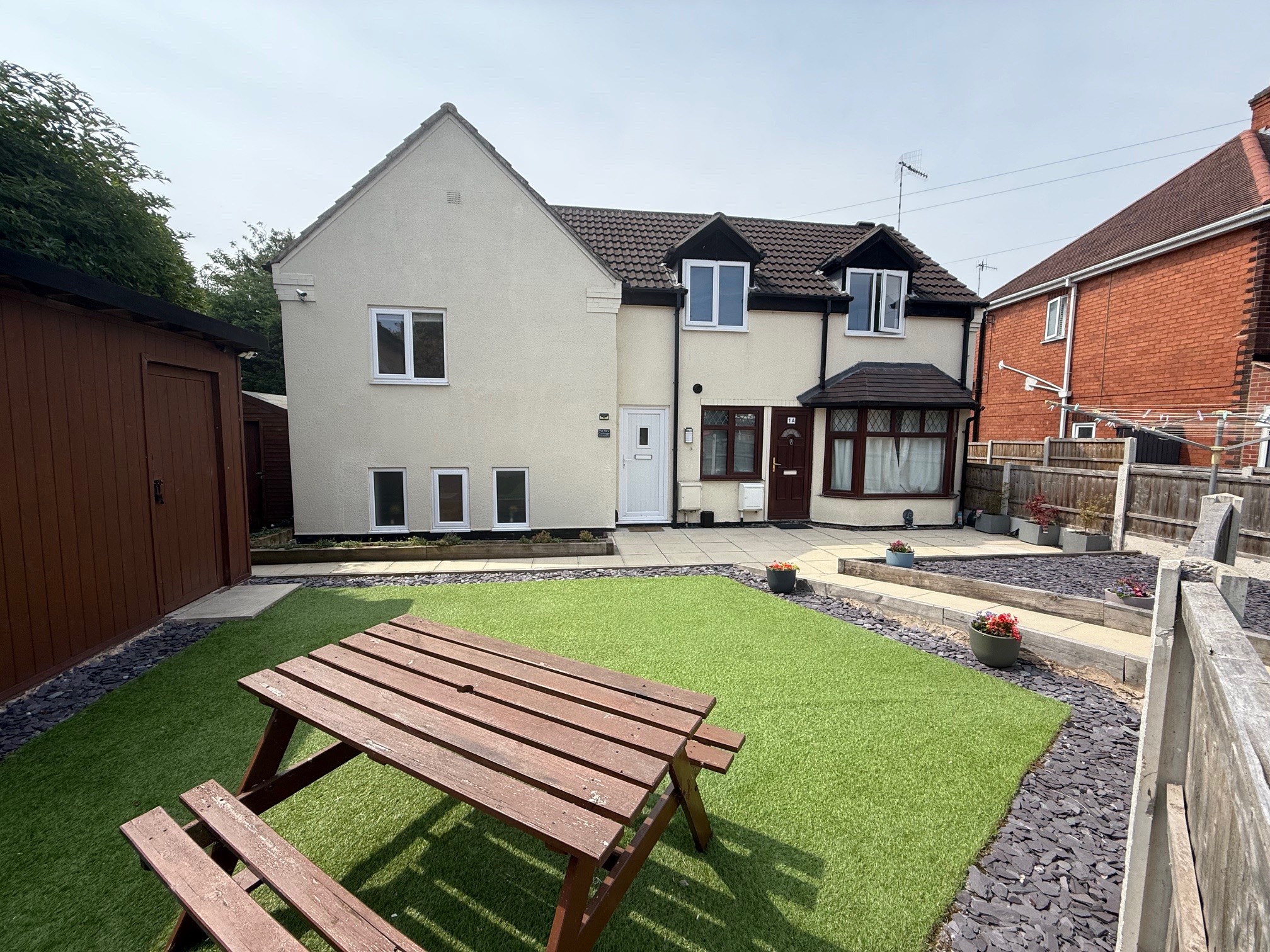  House of Multiple Occupation For Sale