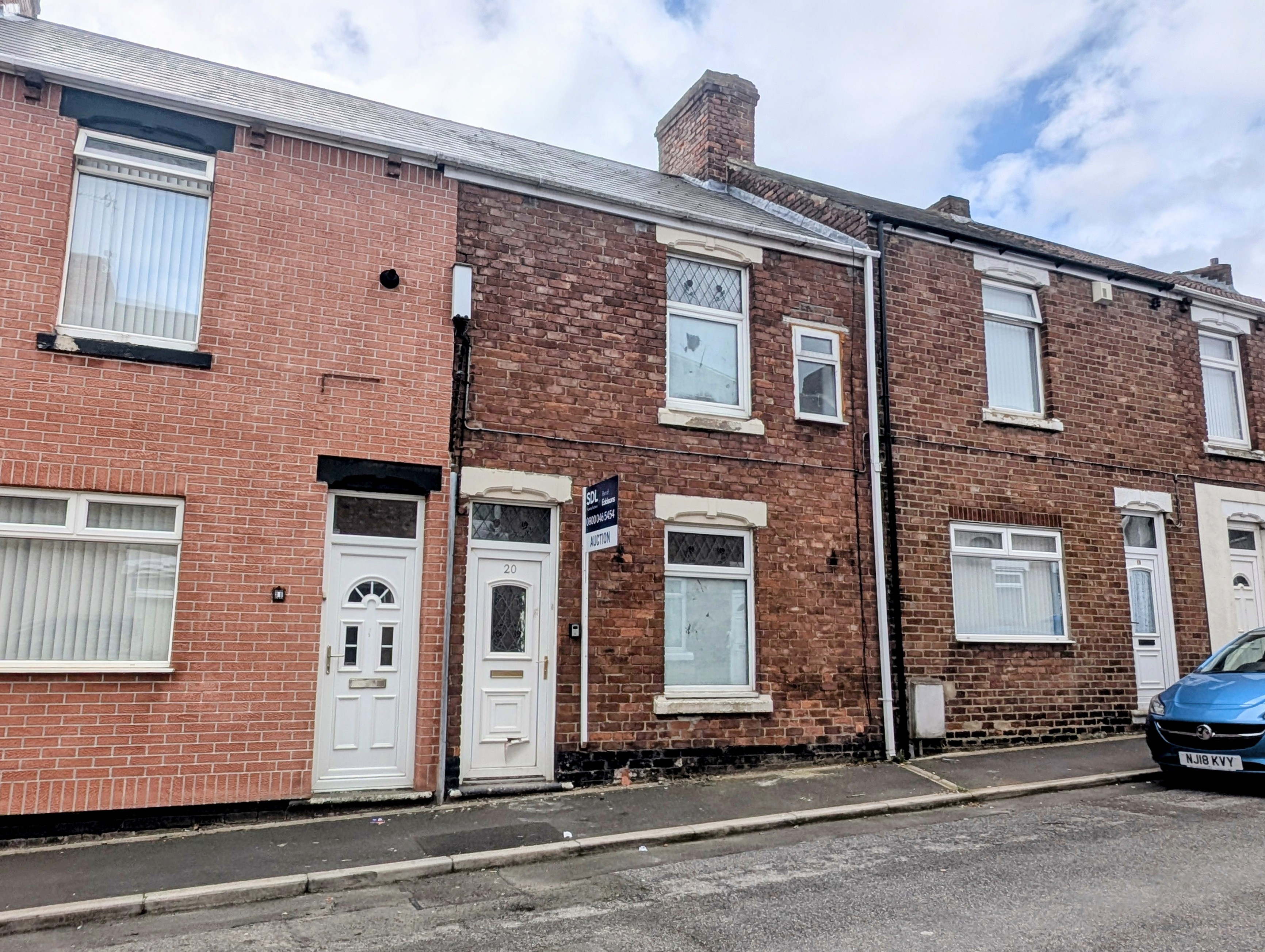  Terraced House For Sale