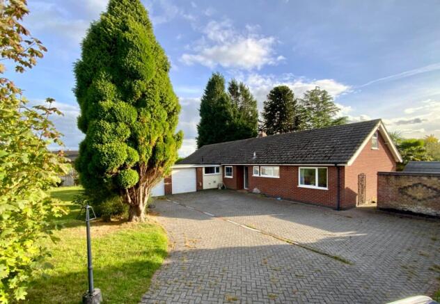  Detached bungalow For Sale