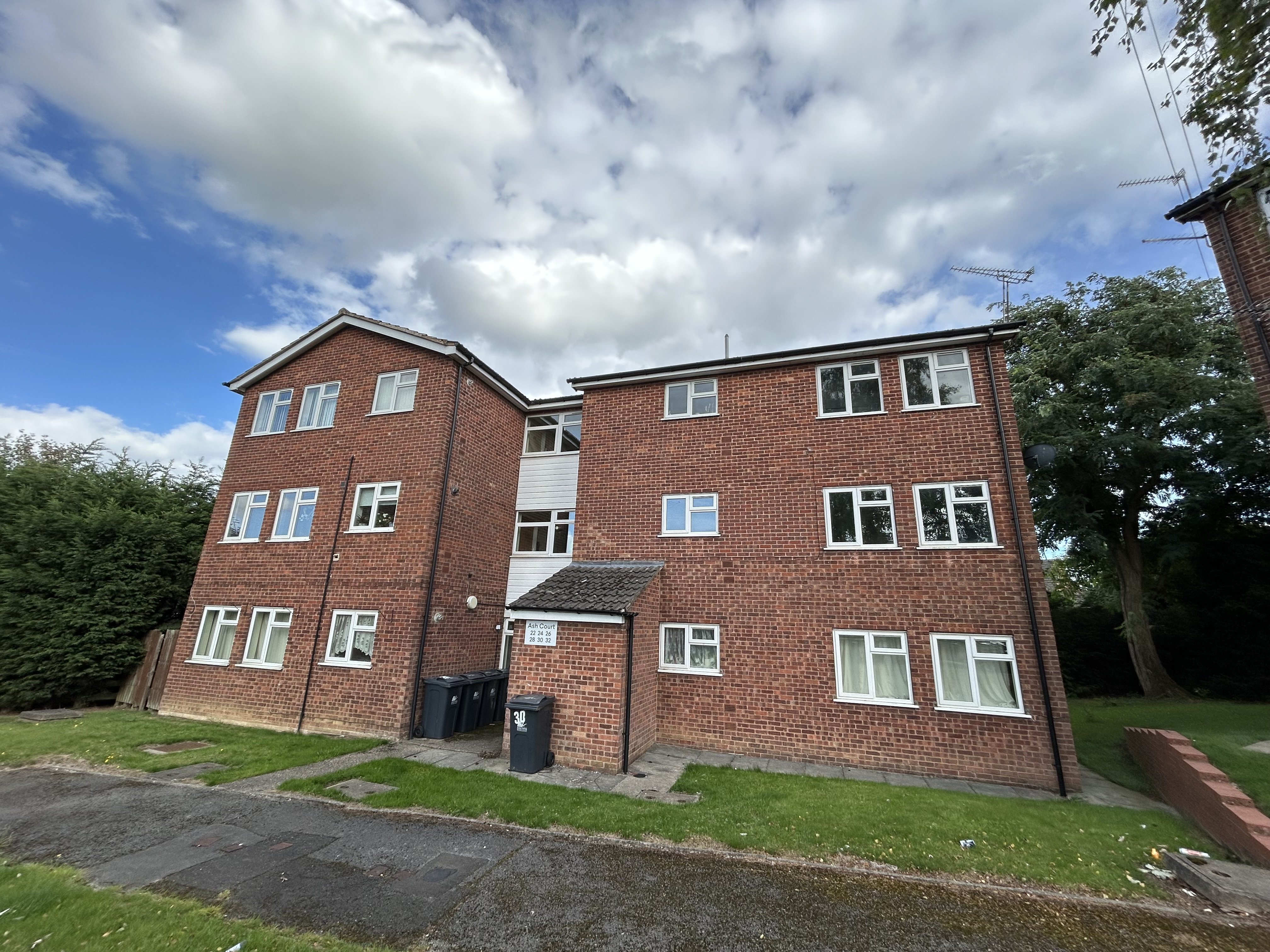  Flat For Sale