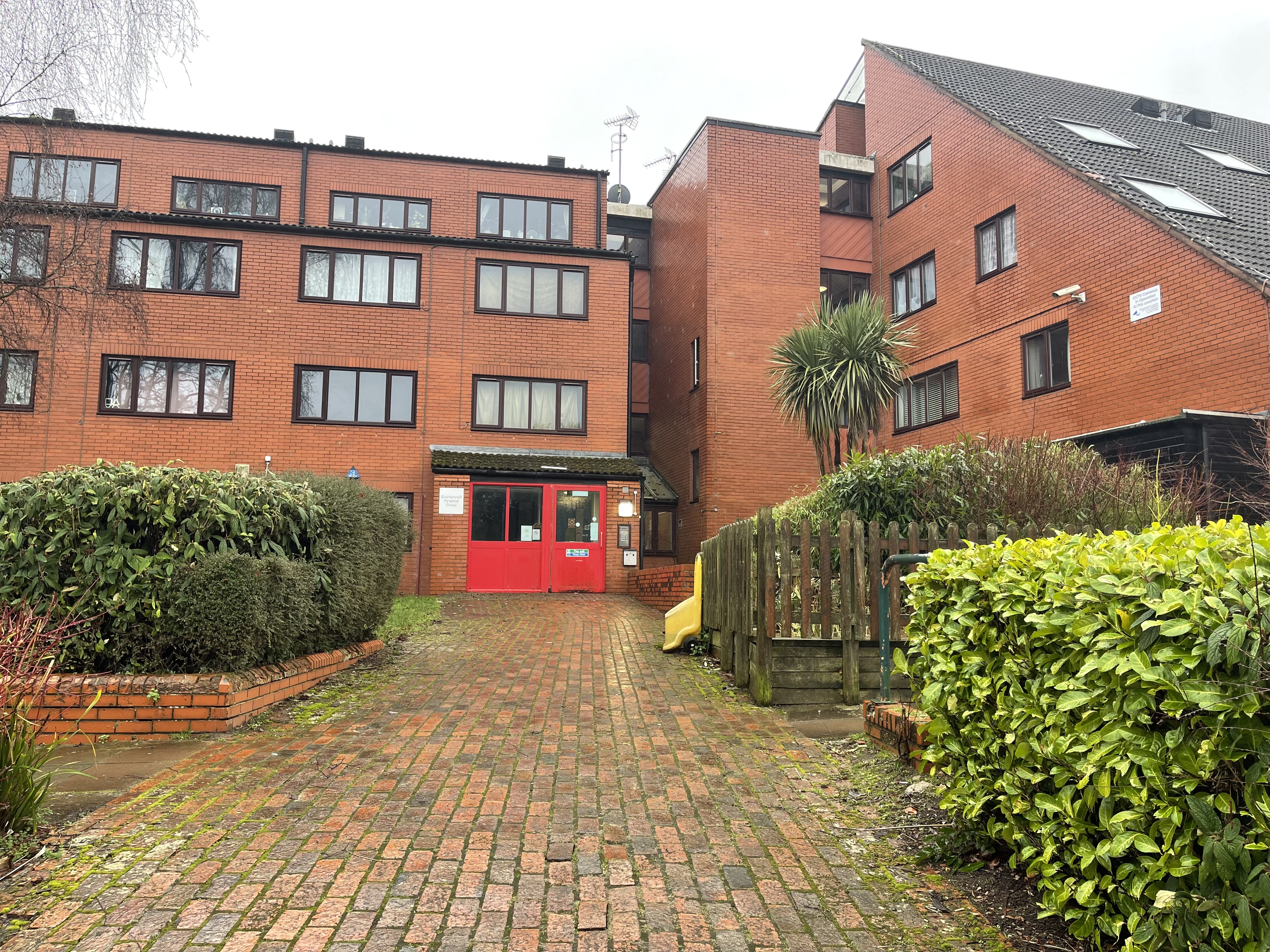  Flat share For Sale