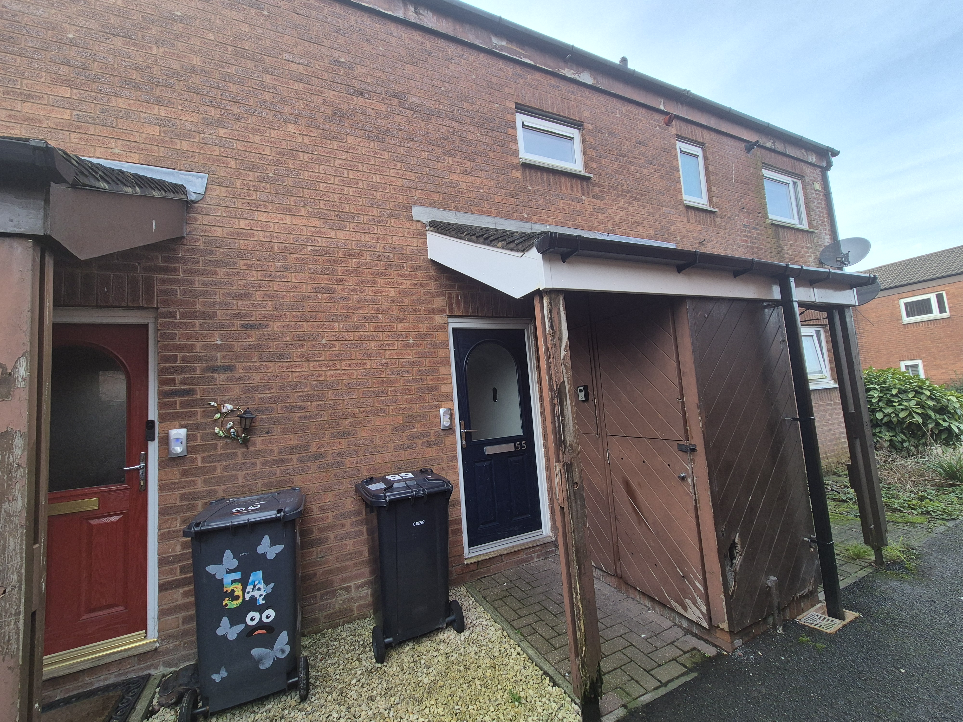  Flat For Sale
