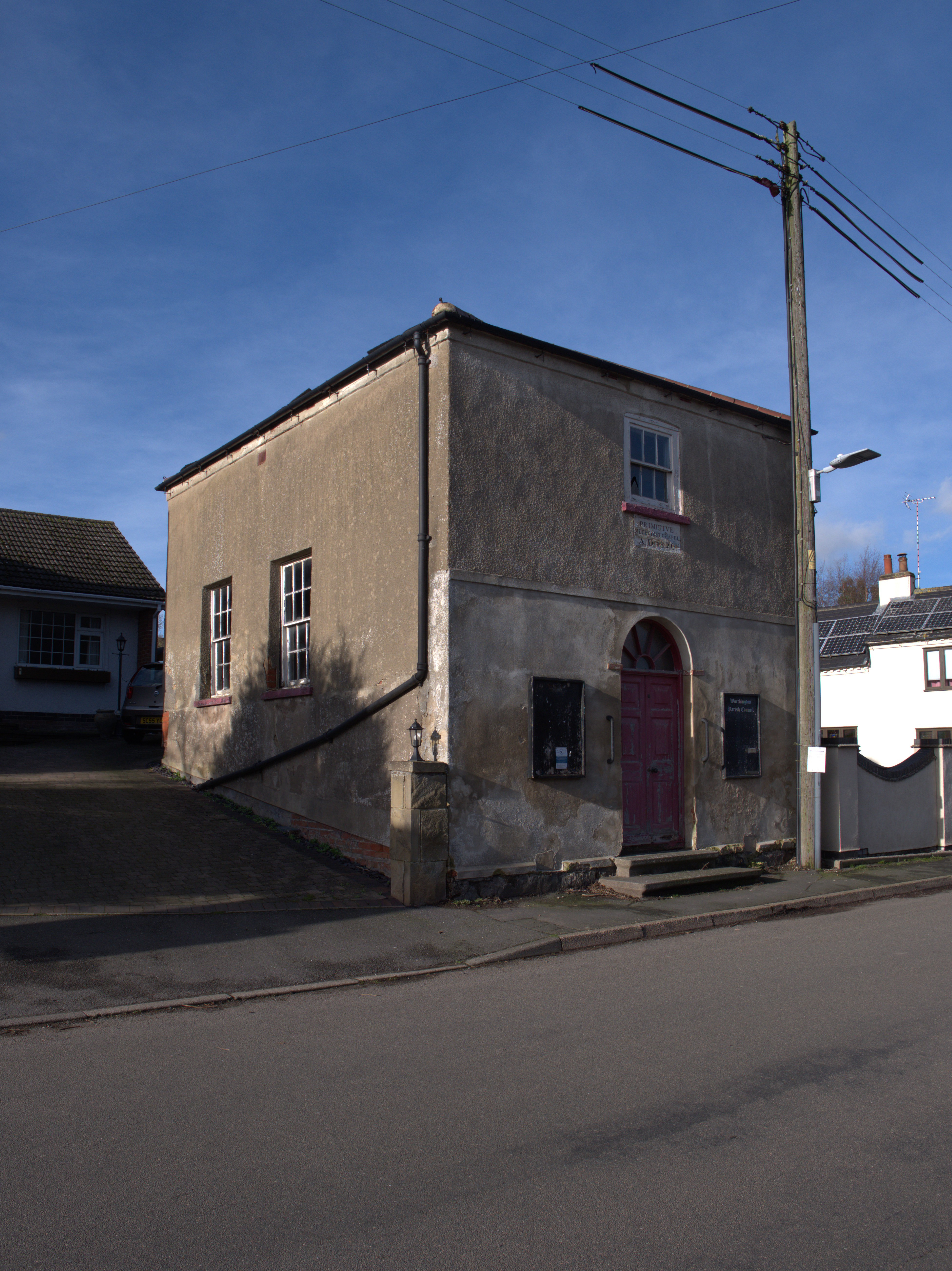 1 bedroom Detached house For Sale