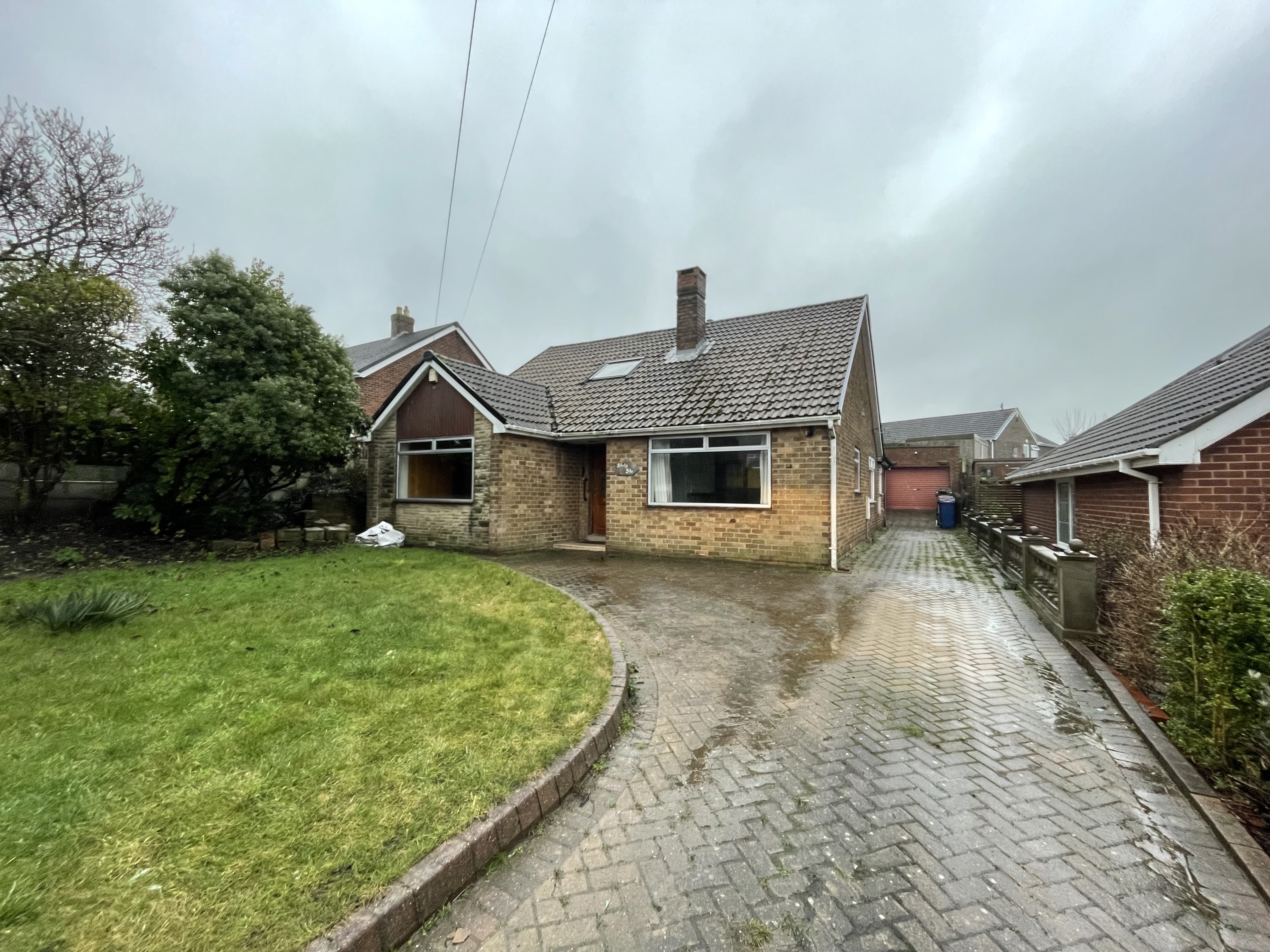  Detached bungalow For Sale