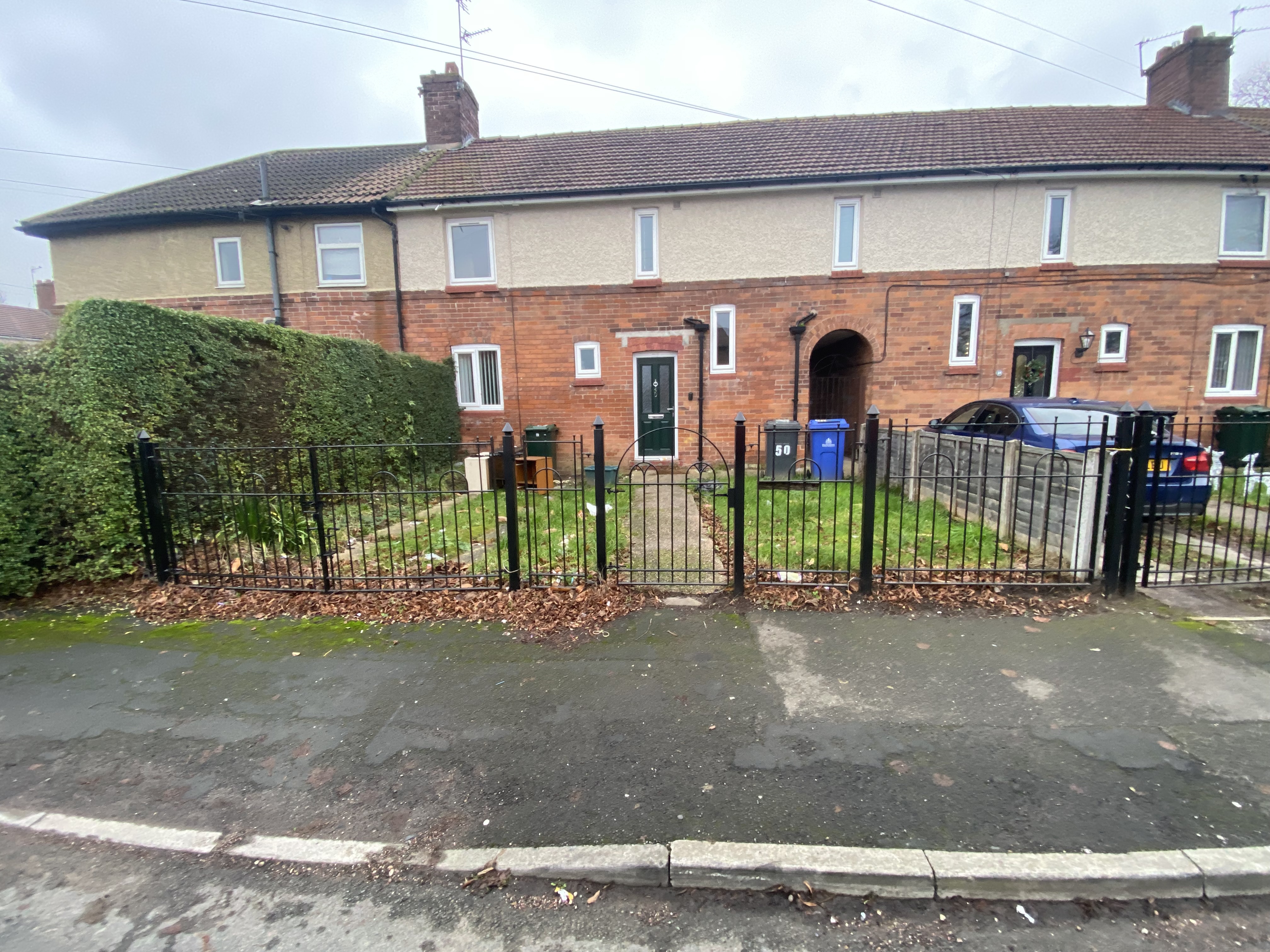  Terraced House For Sale