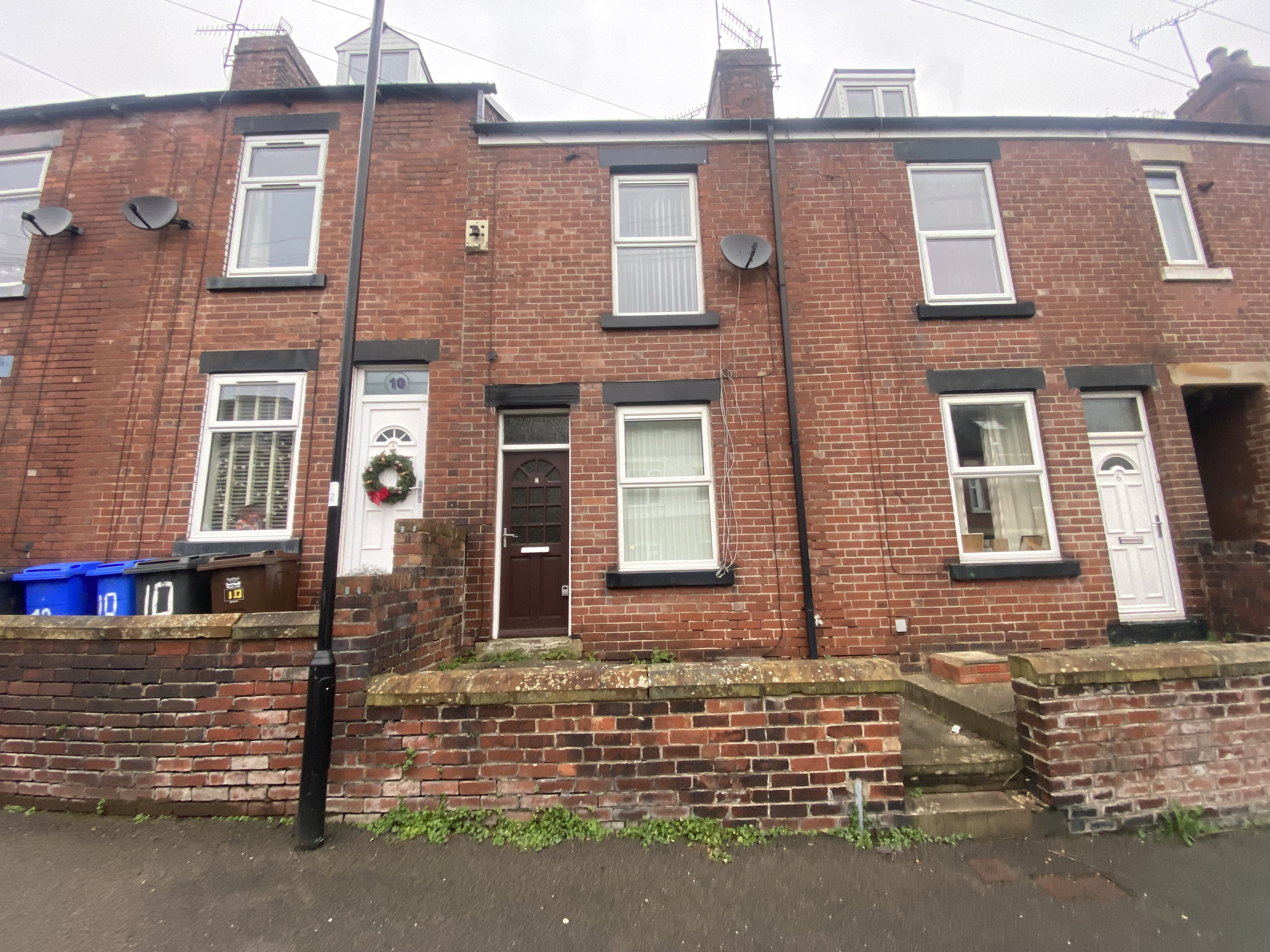  Terraced House For Sale