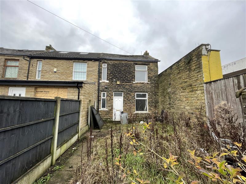  Terraced House For Sale