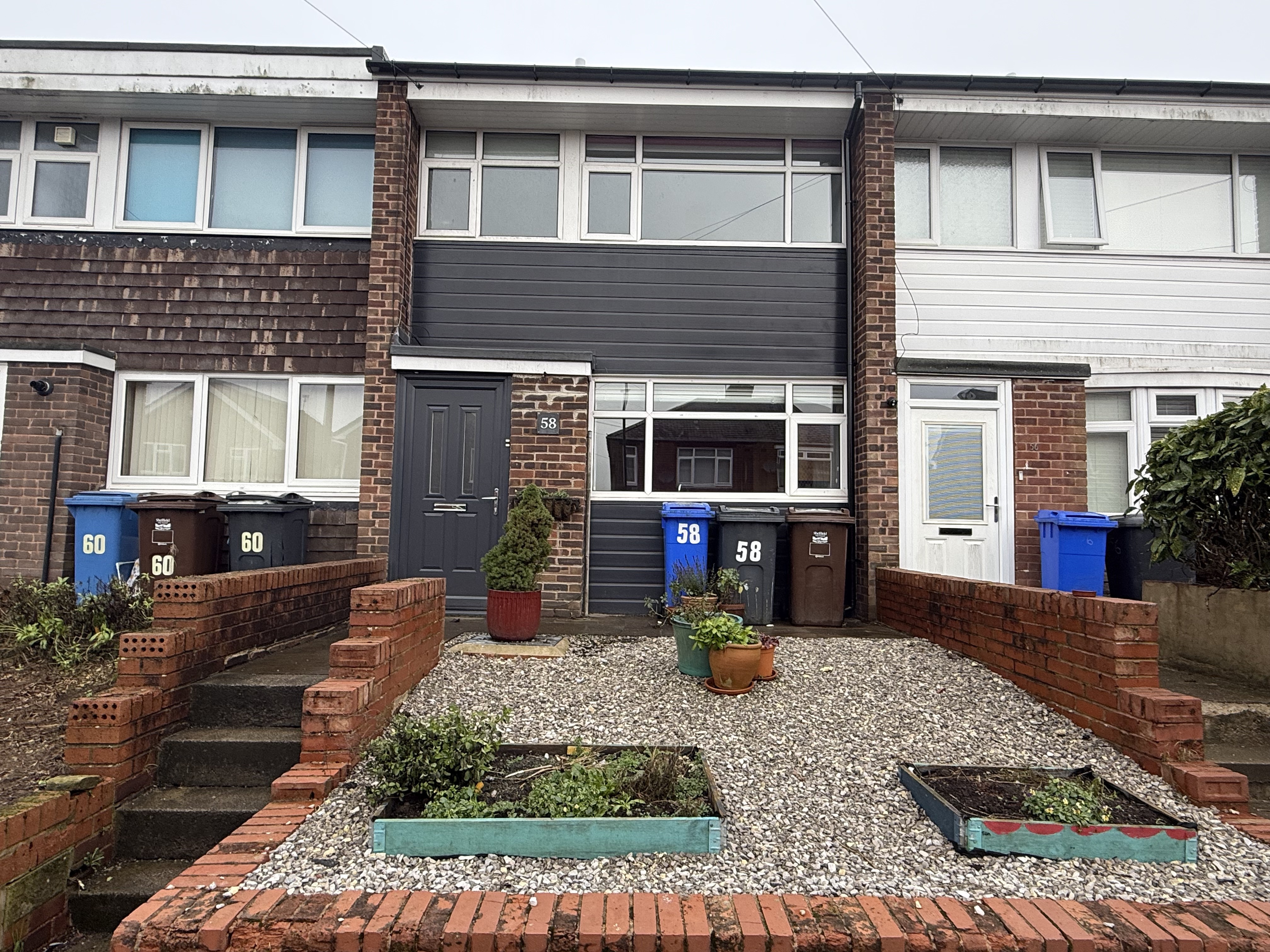  Terraced House For Sale