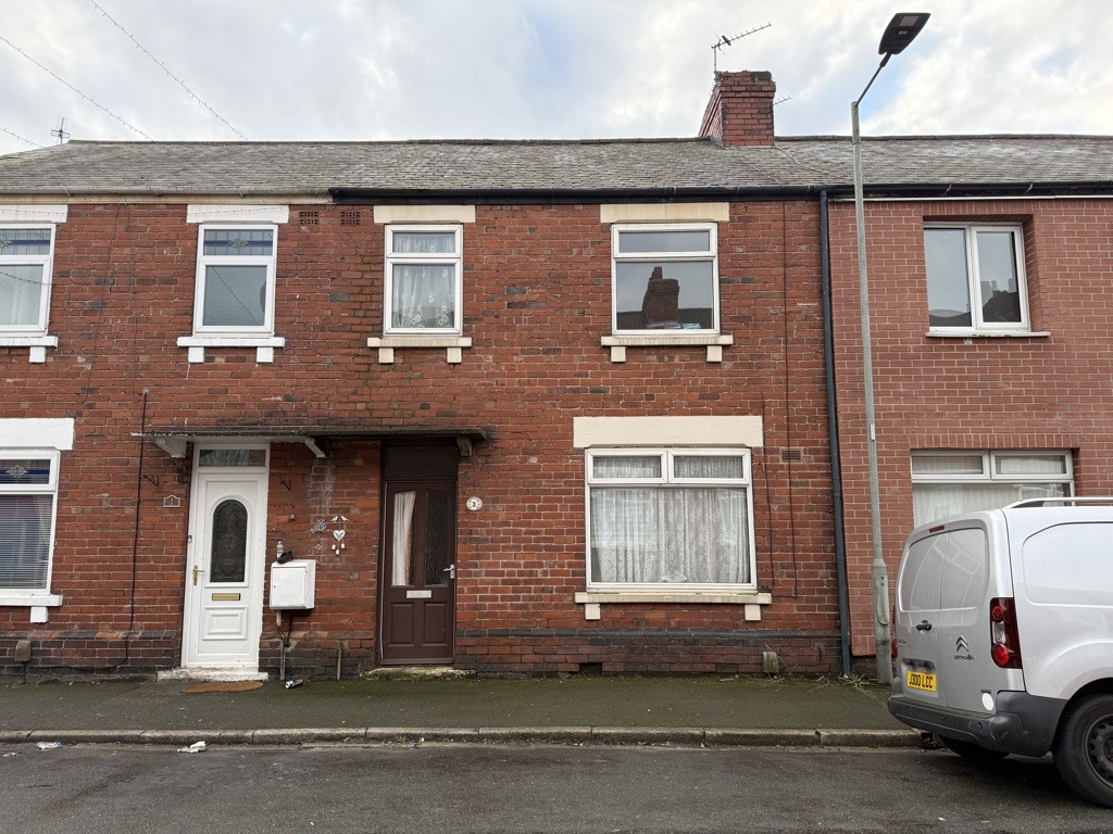  Terraced House For Sale