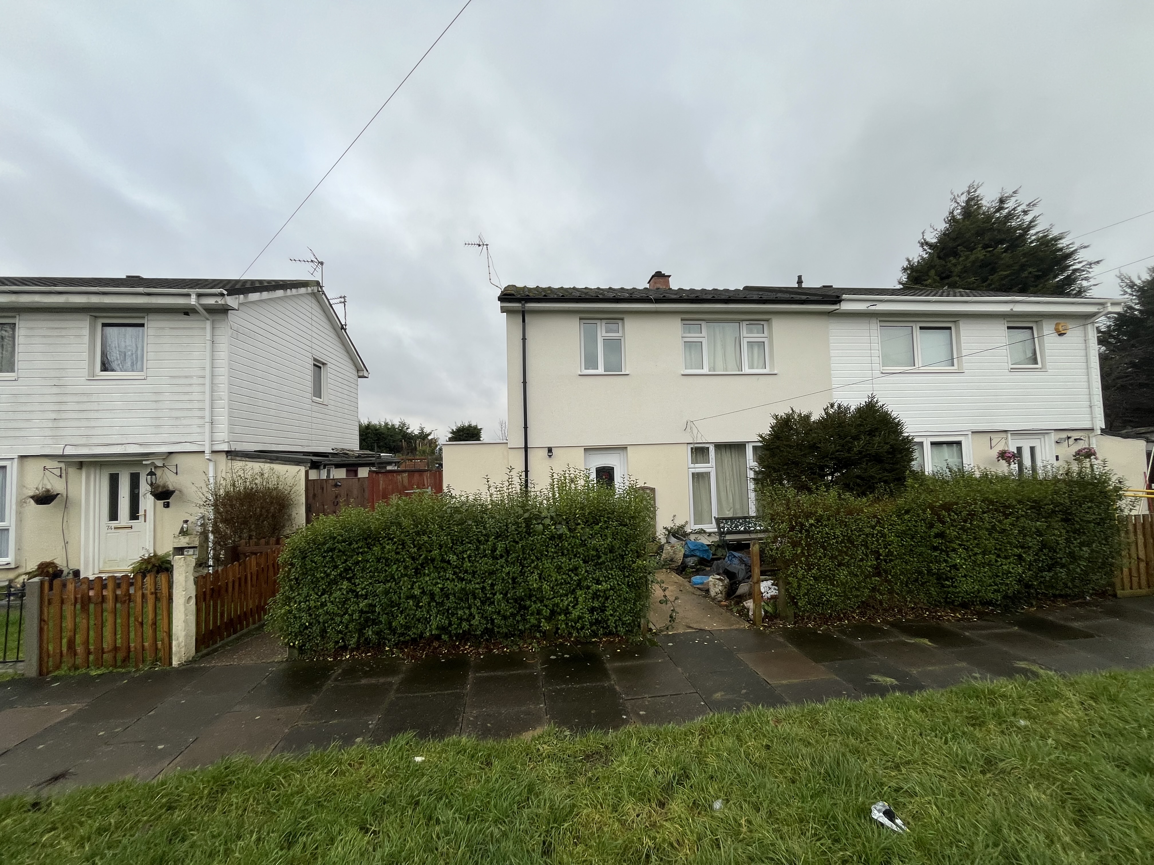  Semi-detached house For Sale
