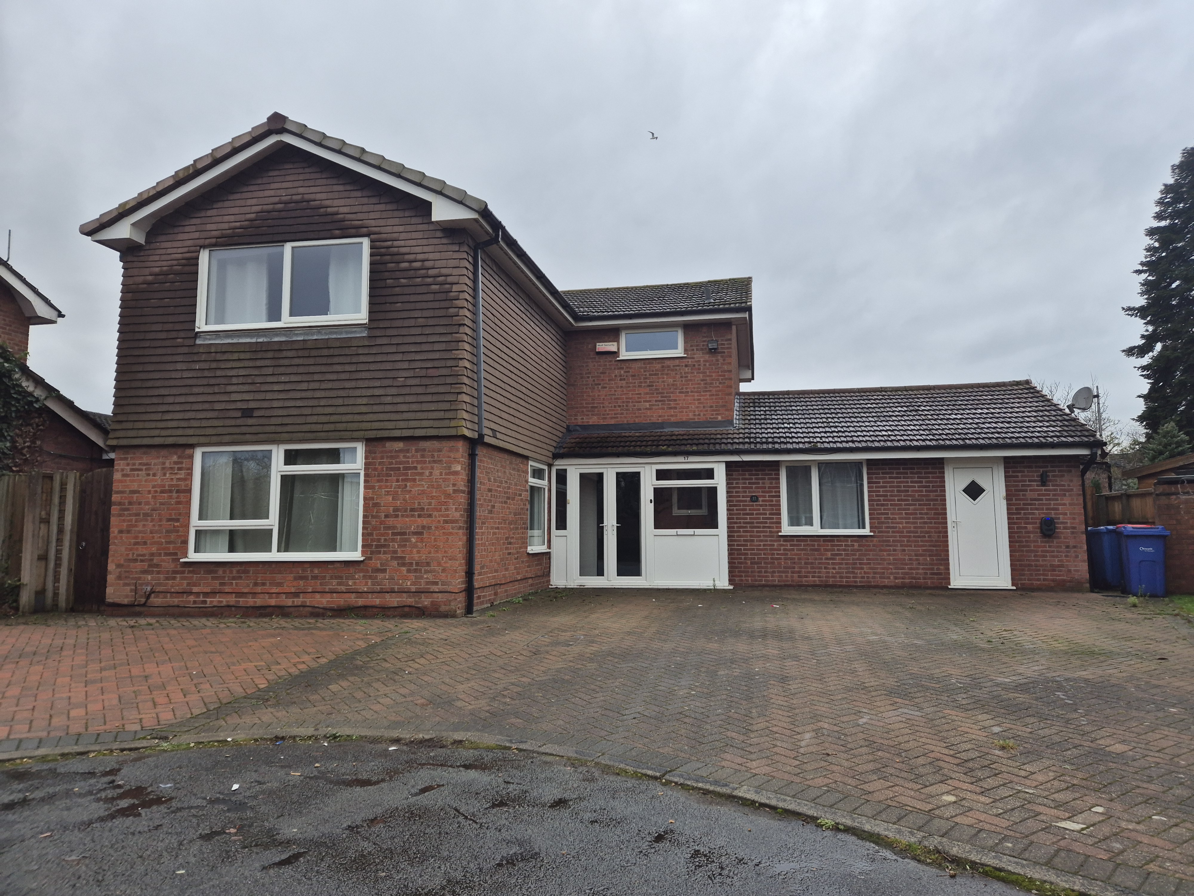  Detached house For Sale