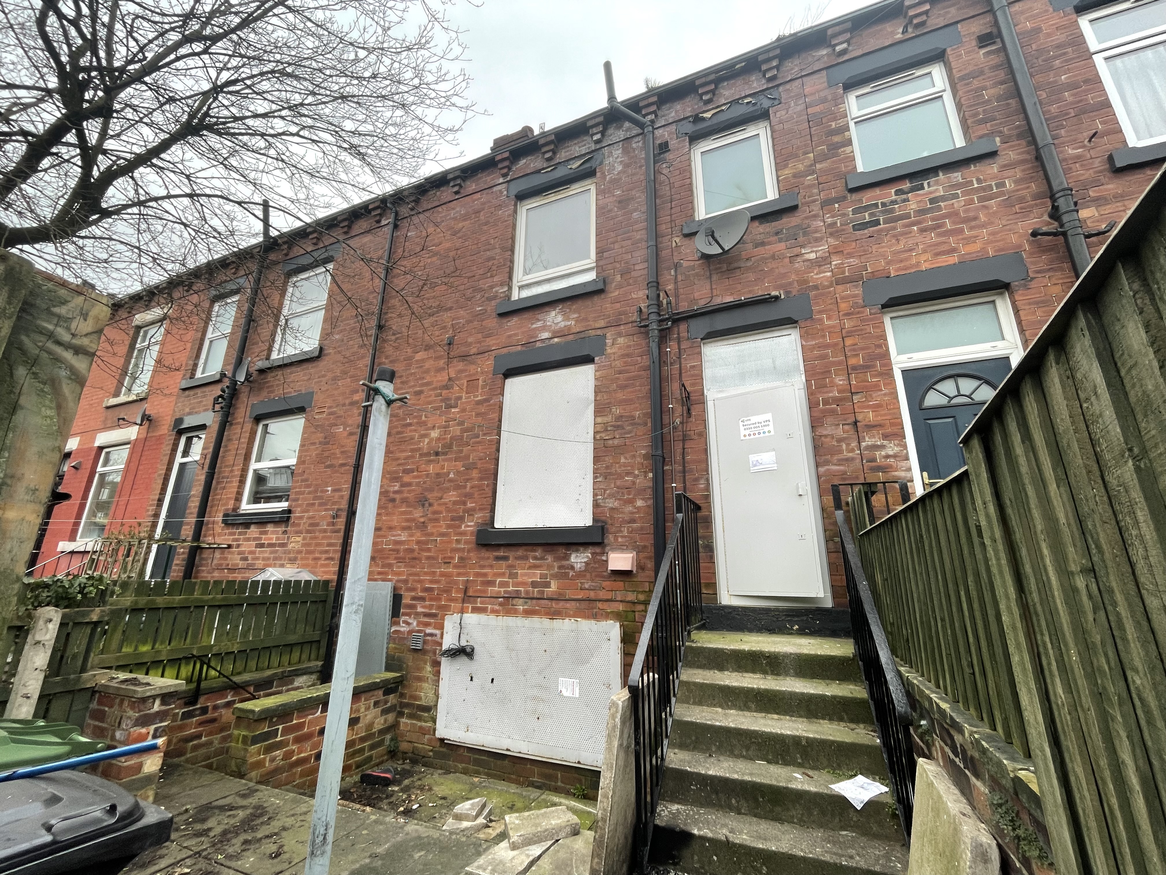  Terraced House For Sale