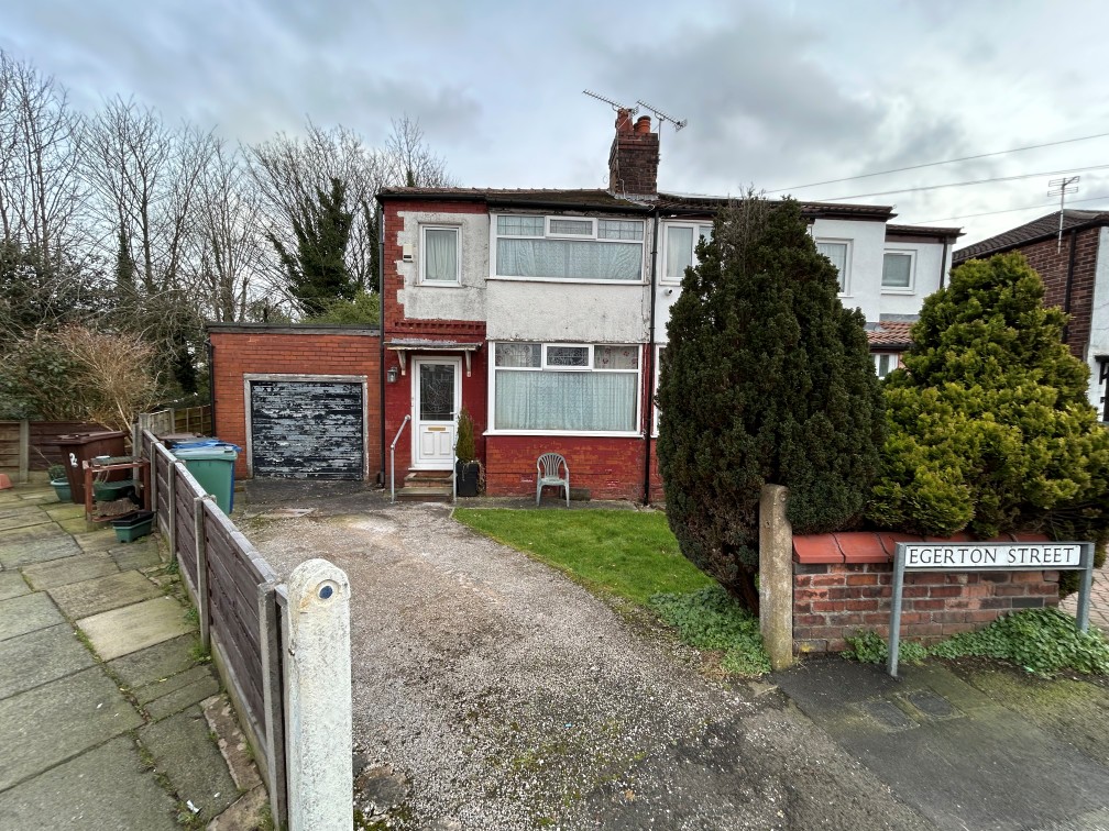  Semi-detached house For Sale