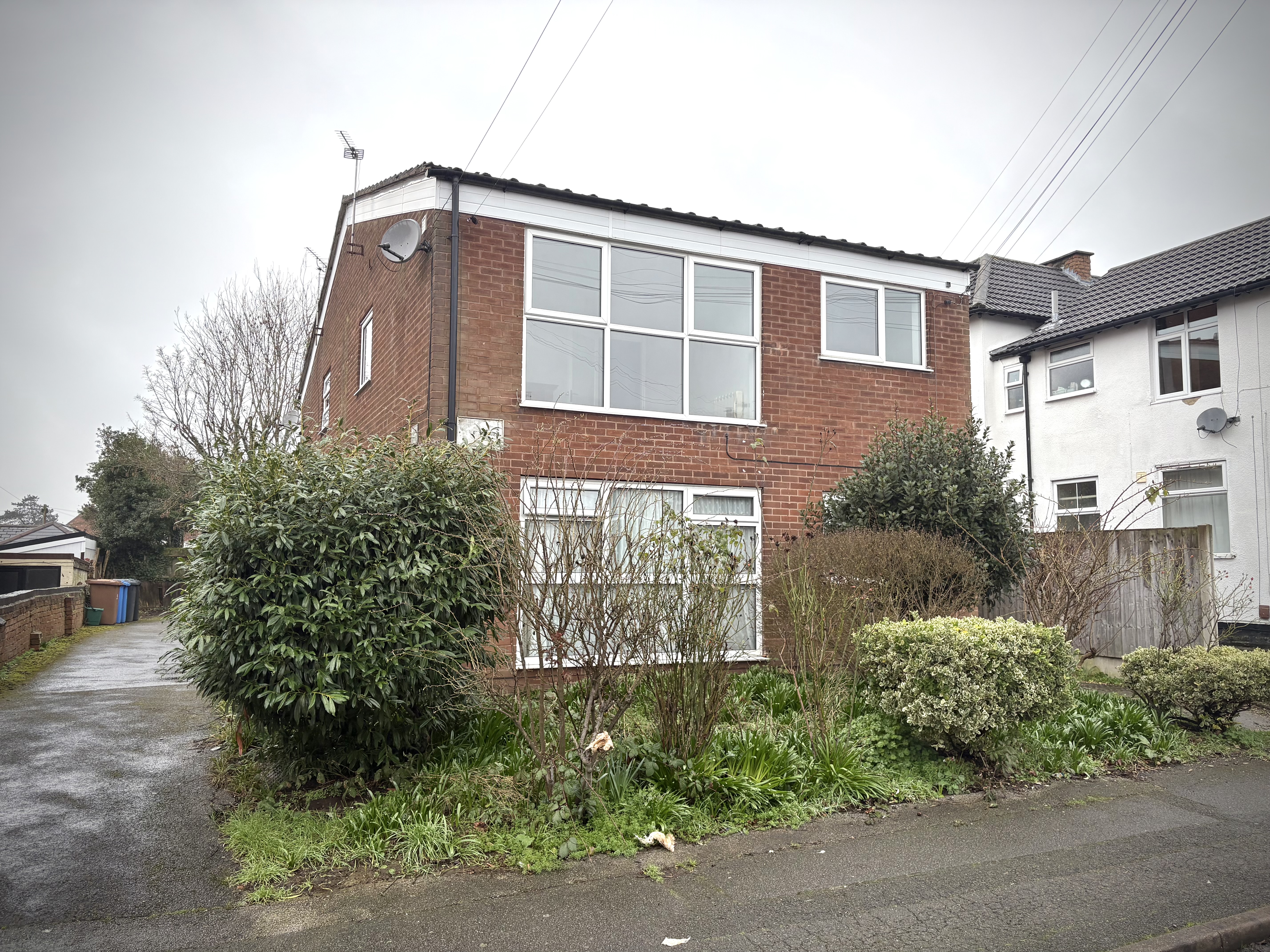  Flat For Sale