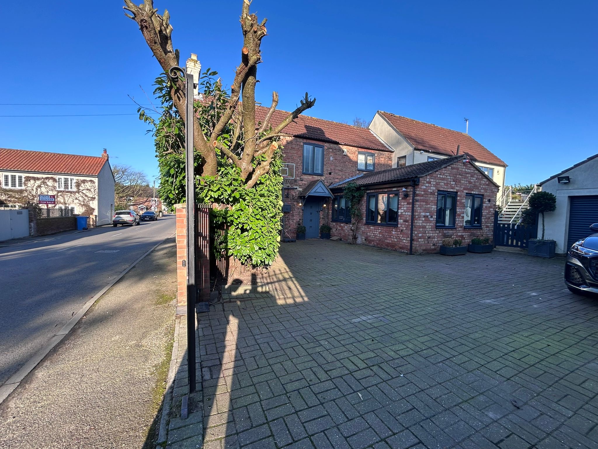  Detached house For Sale