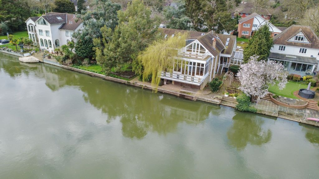  Detached house For Sale