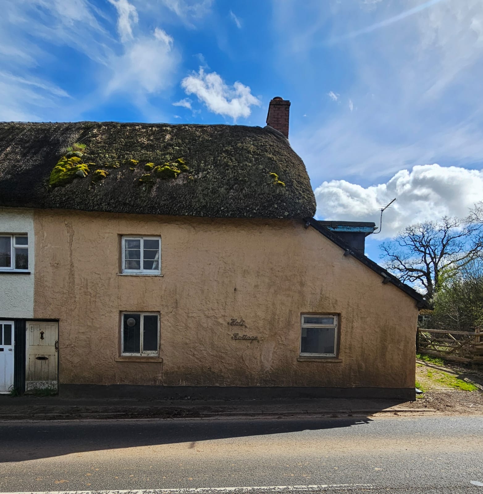  Cottage For Sale
