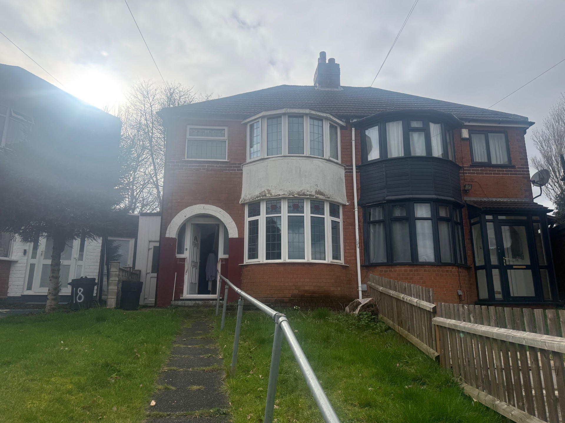  Semi-detached house For Sale