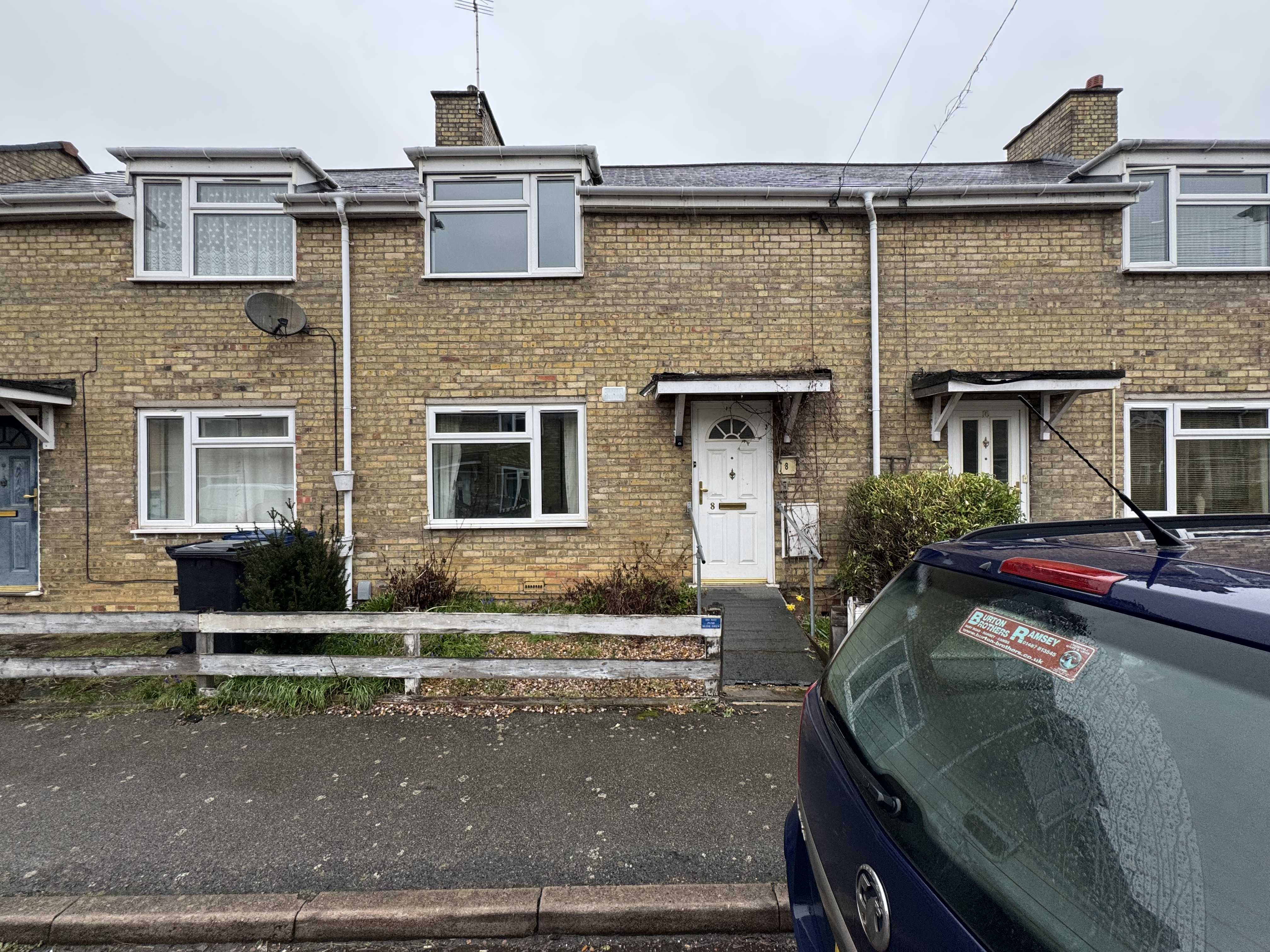  Flat For Sale