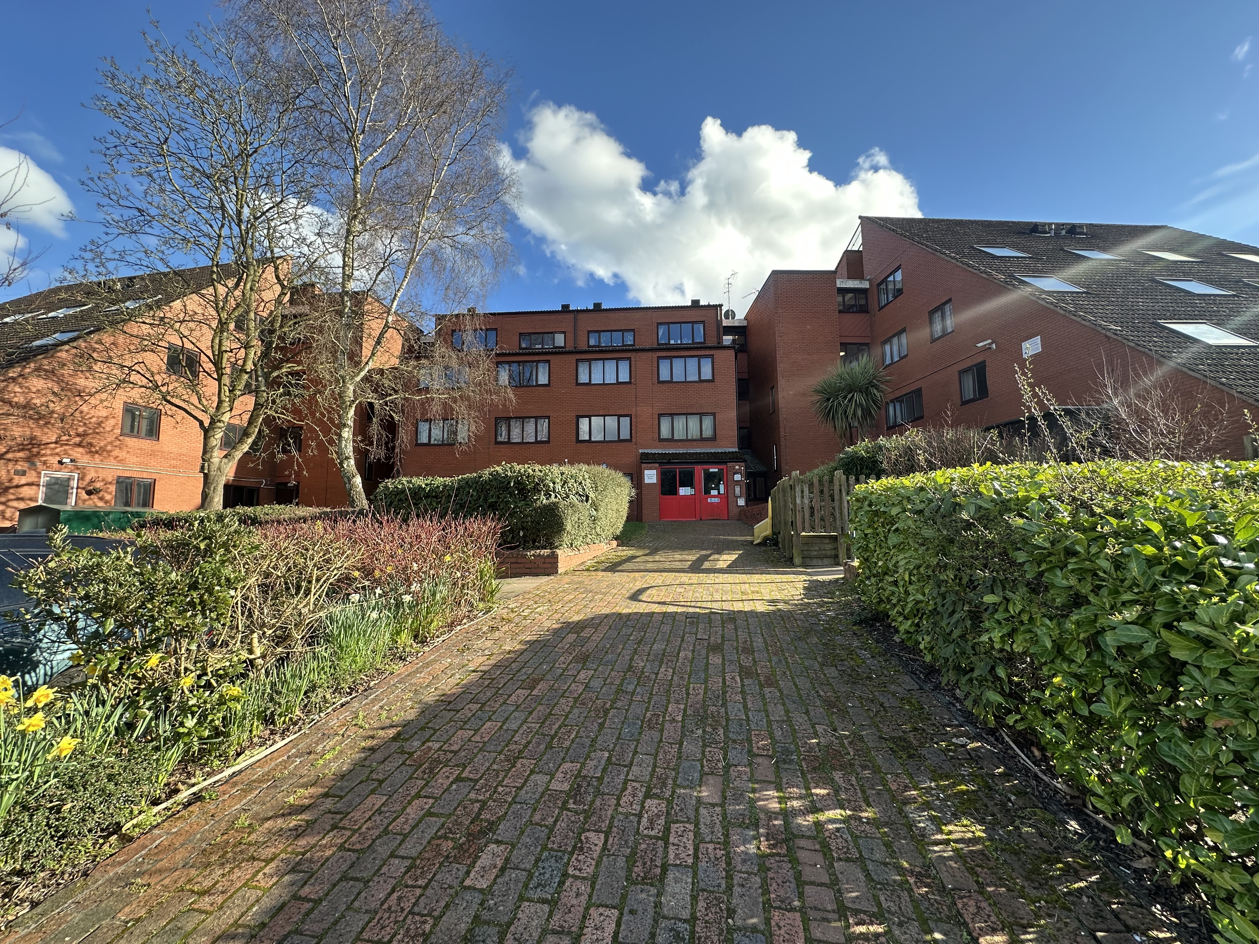  Flat share For Sale
