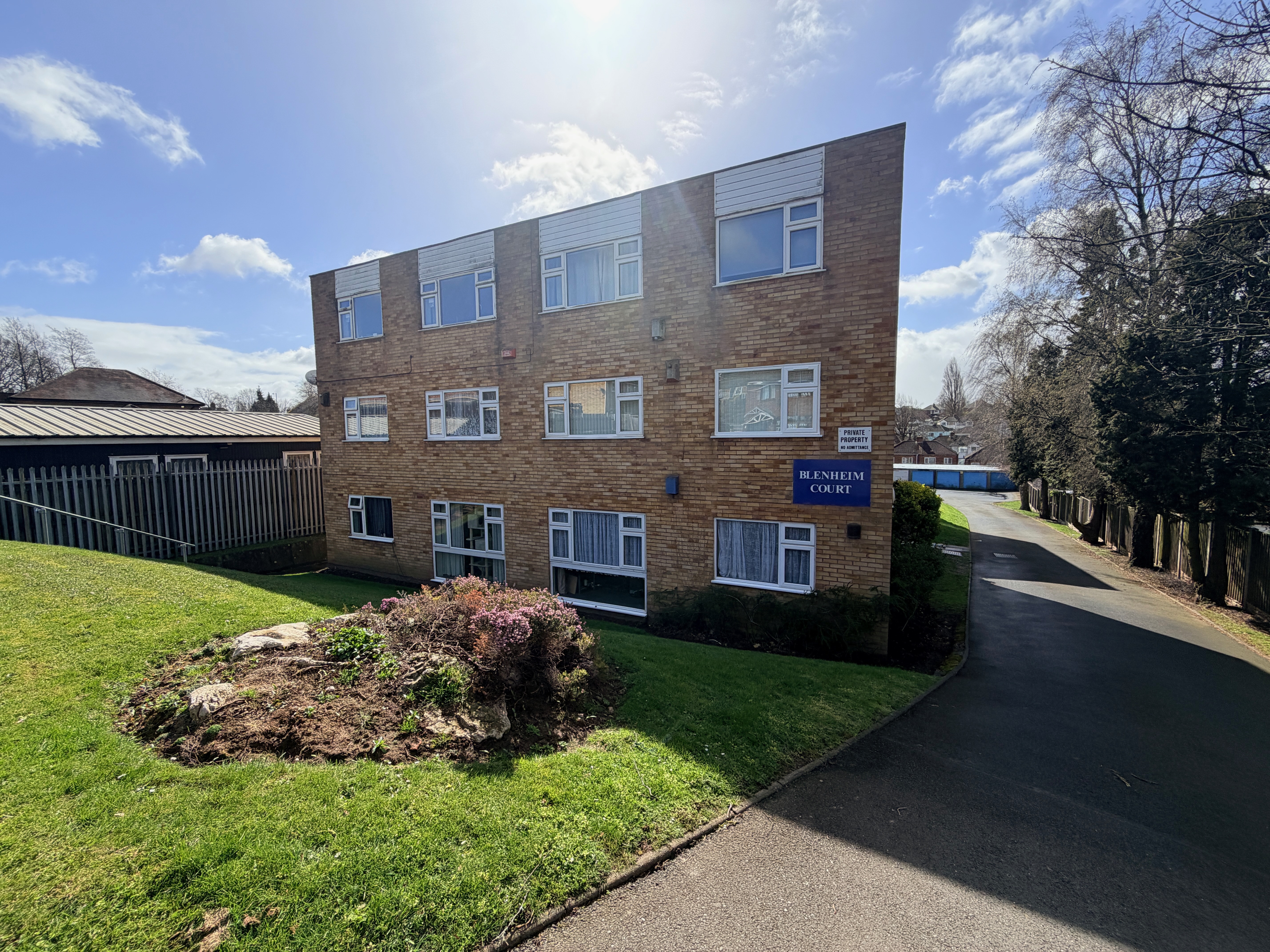  Flat For Sale