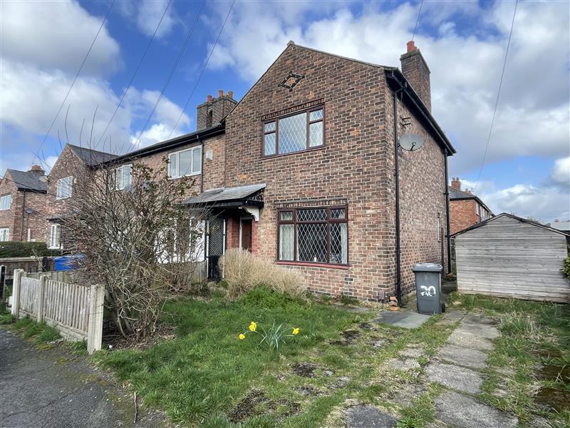  Terraced House For Sale