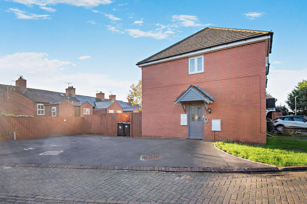  Flat For Sale
