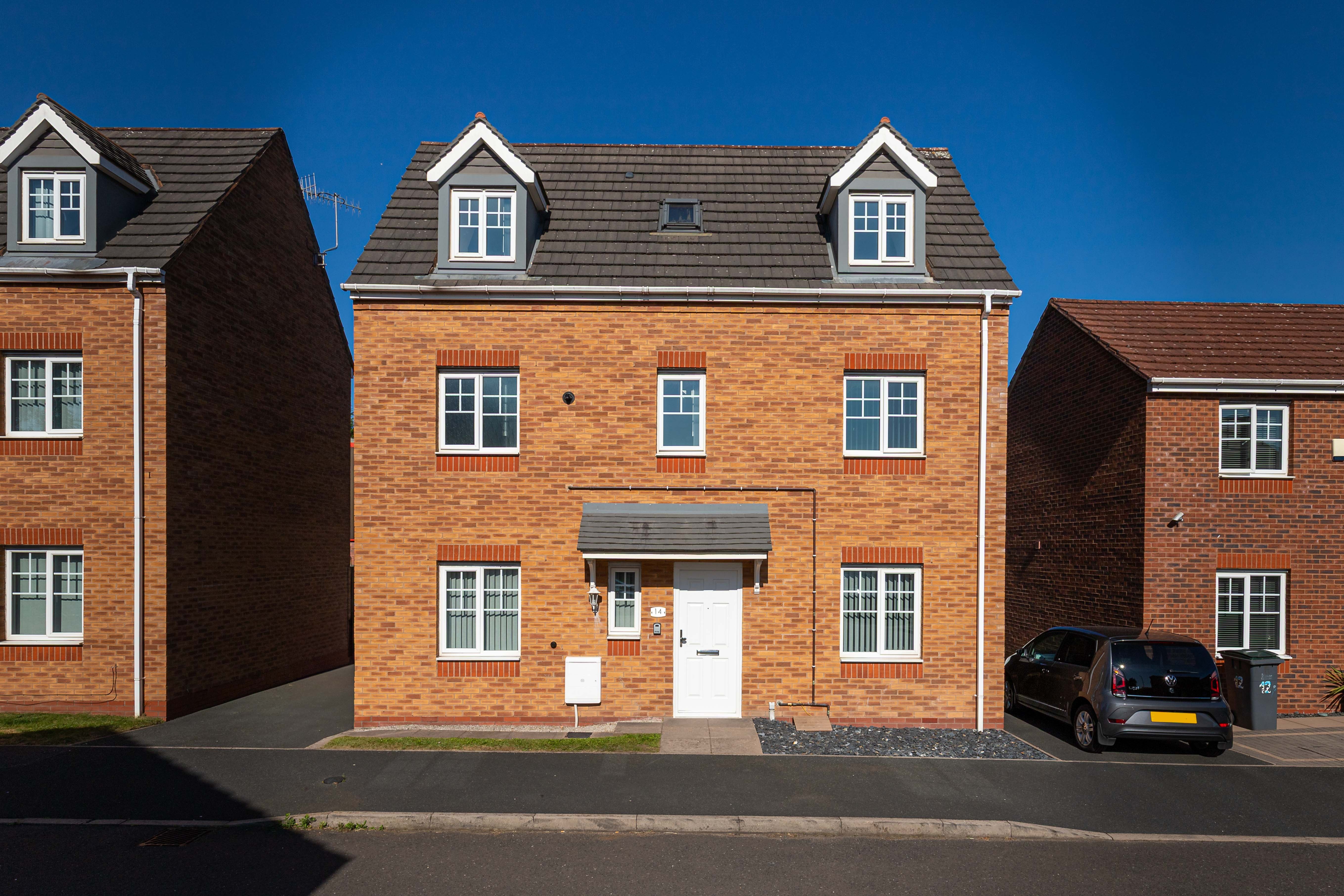  Link detached house For Sale