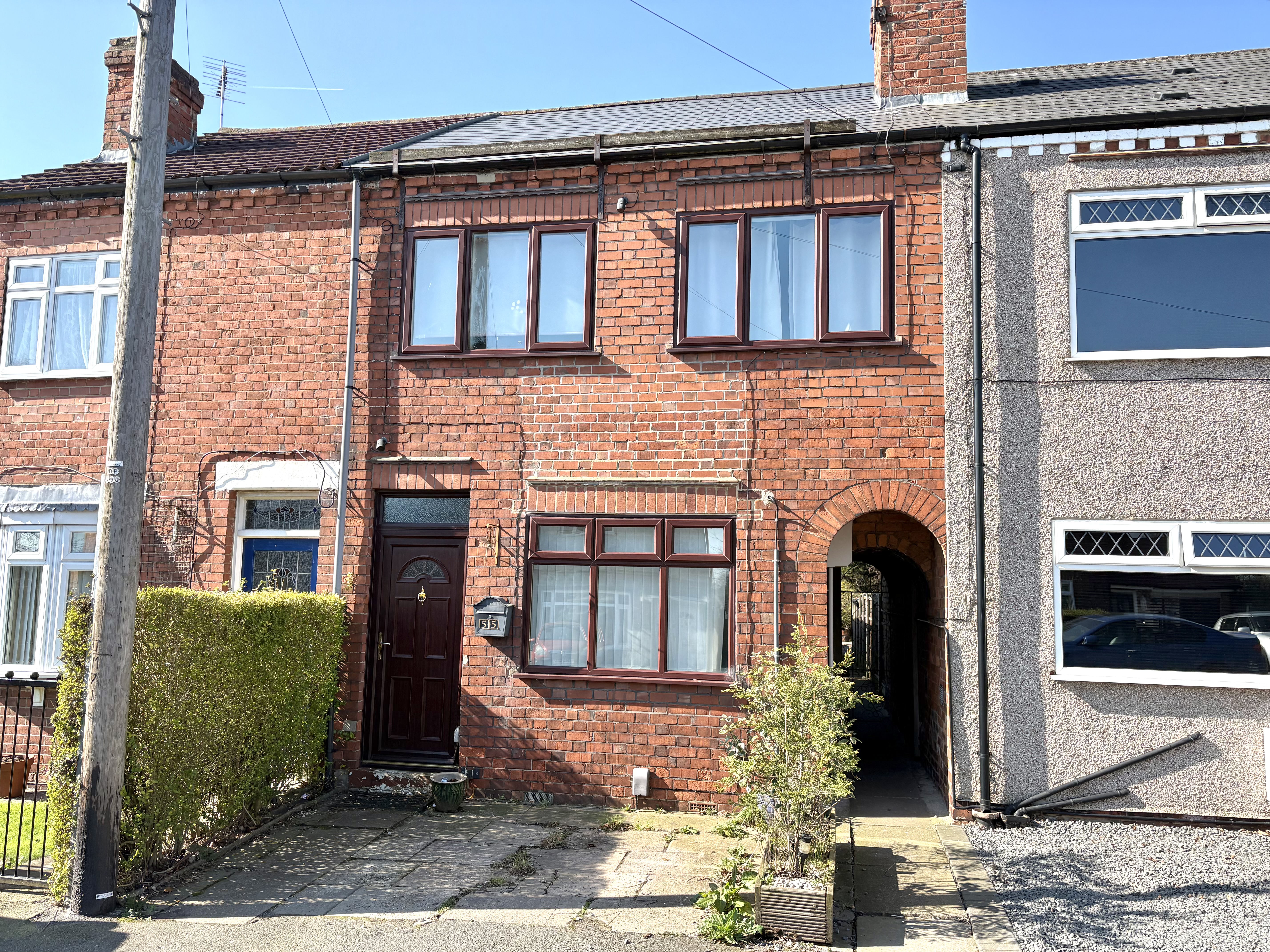  Terraced House For Sale