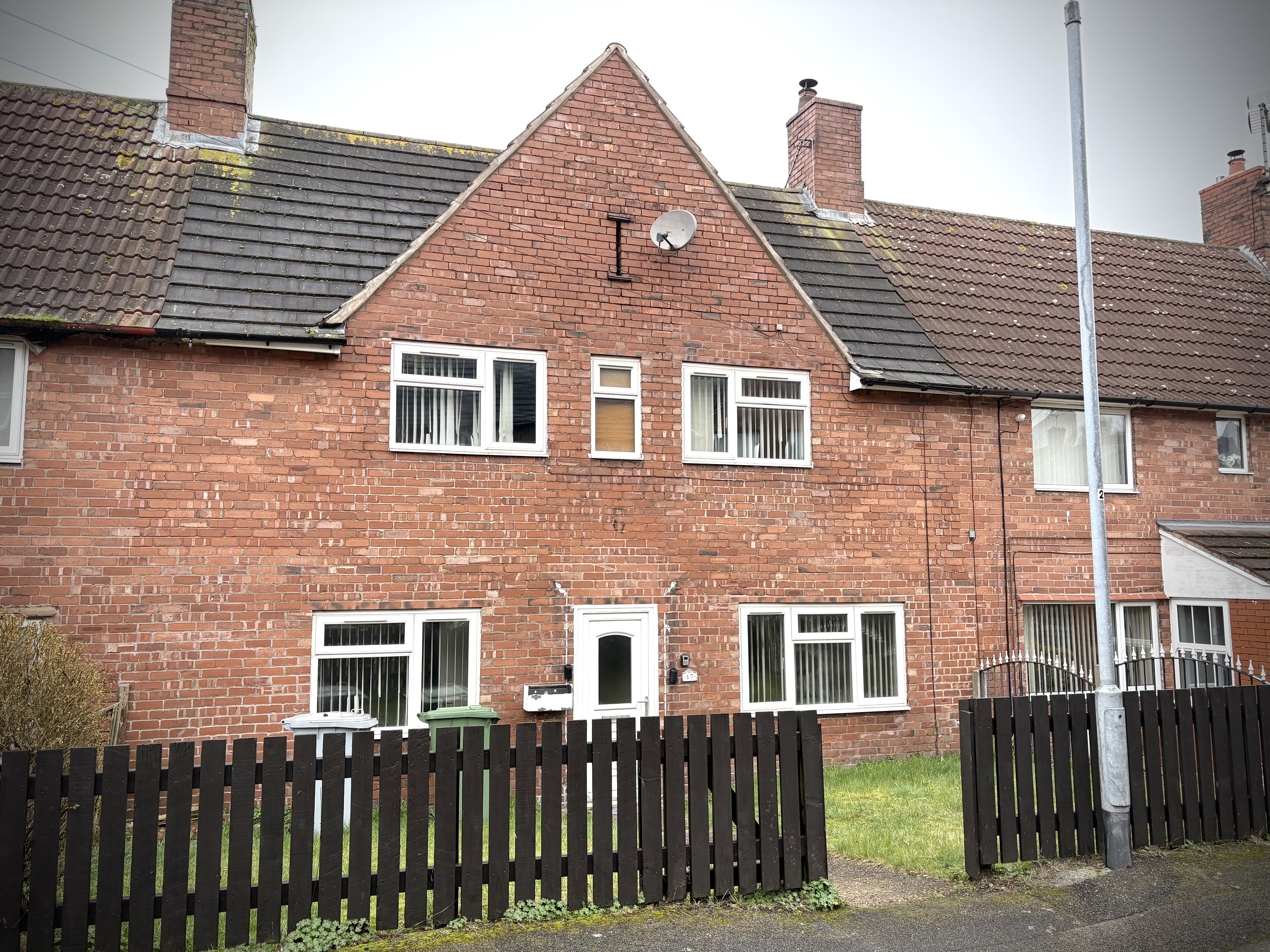  Terraced House For Sale