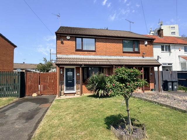 2 bedroom Semi-detached house For Sale