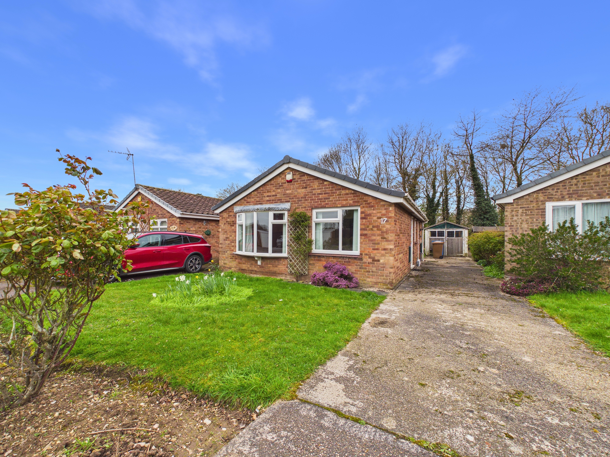  Detached bungalow For Sale