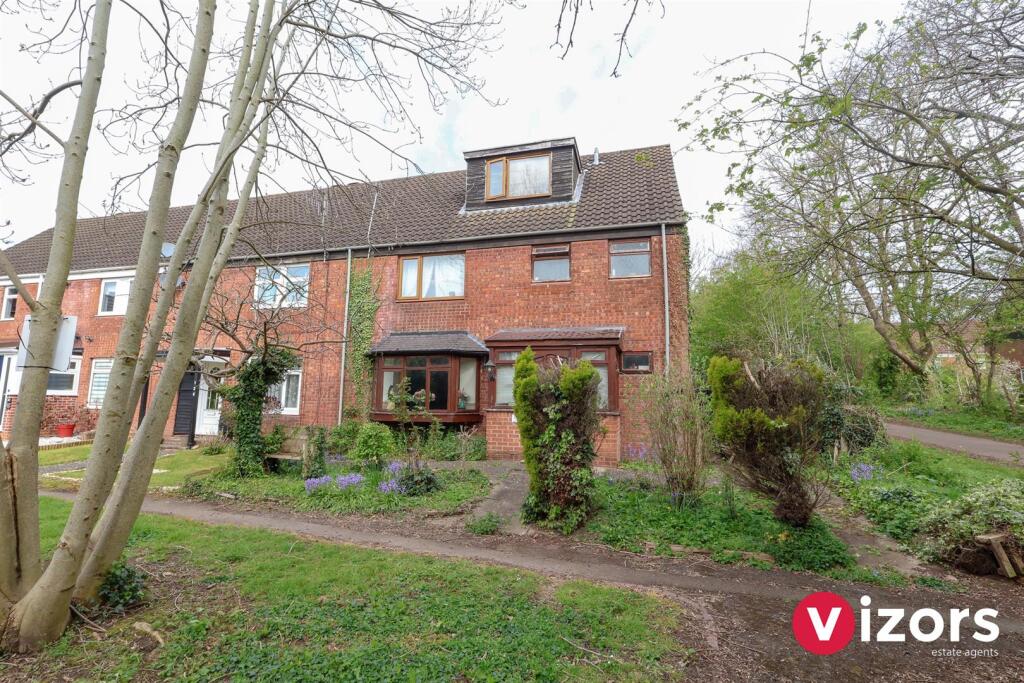 5 bedroom End of terrace house For Sale