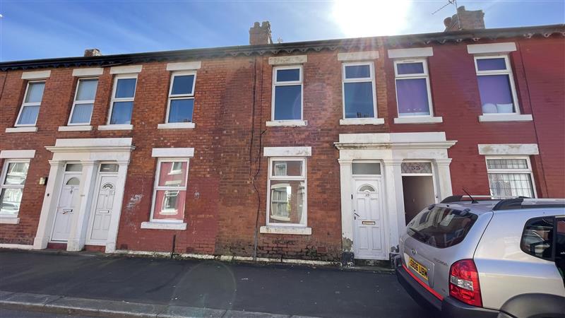  Terraced House For Sale