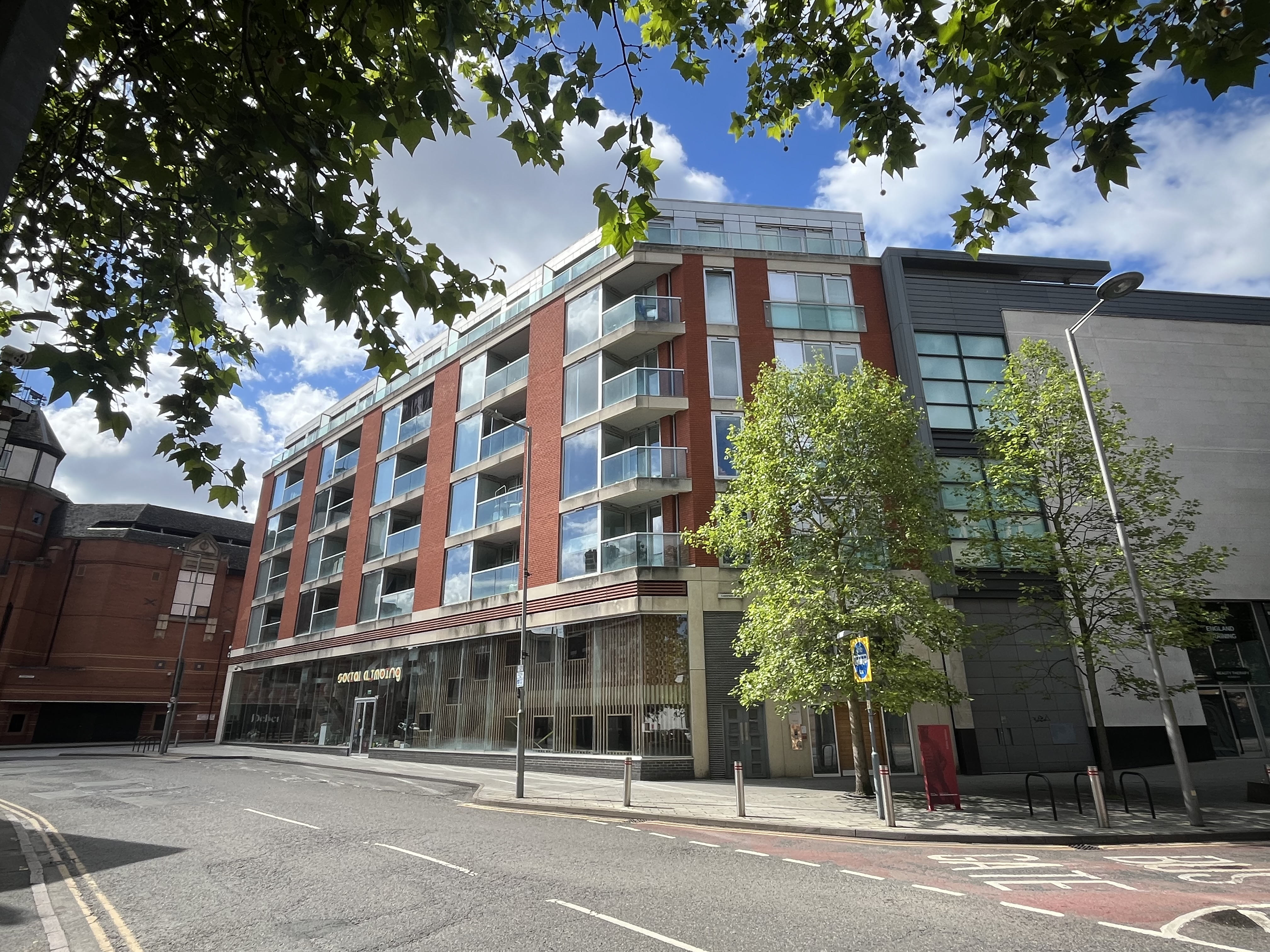 1 bedroom Flat For Sale