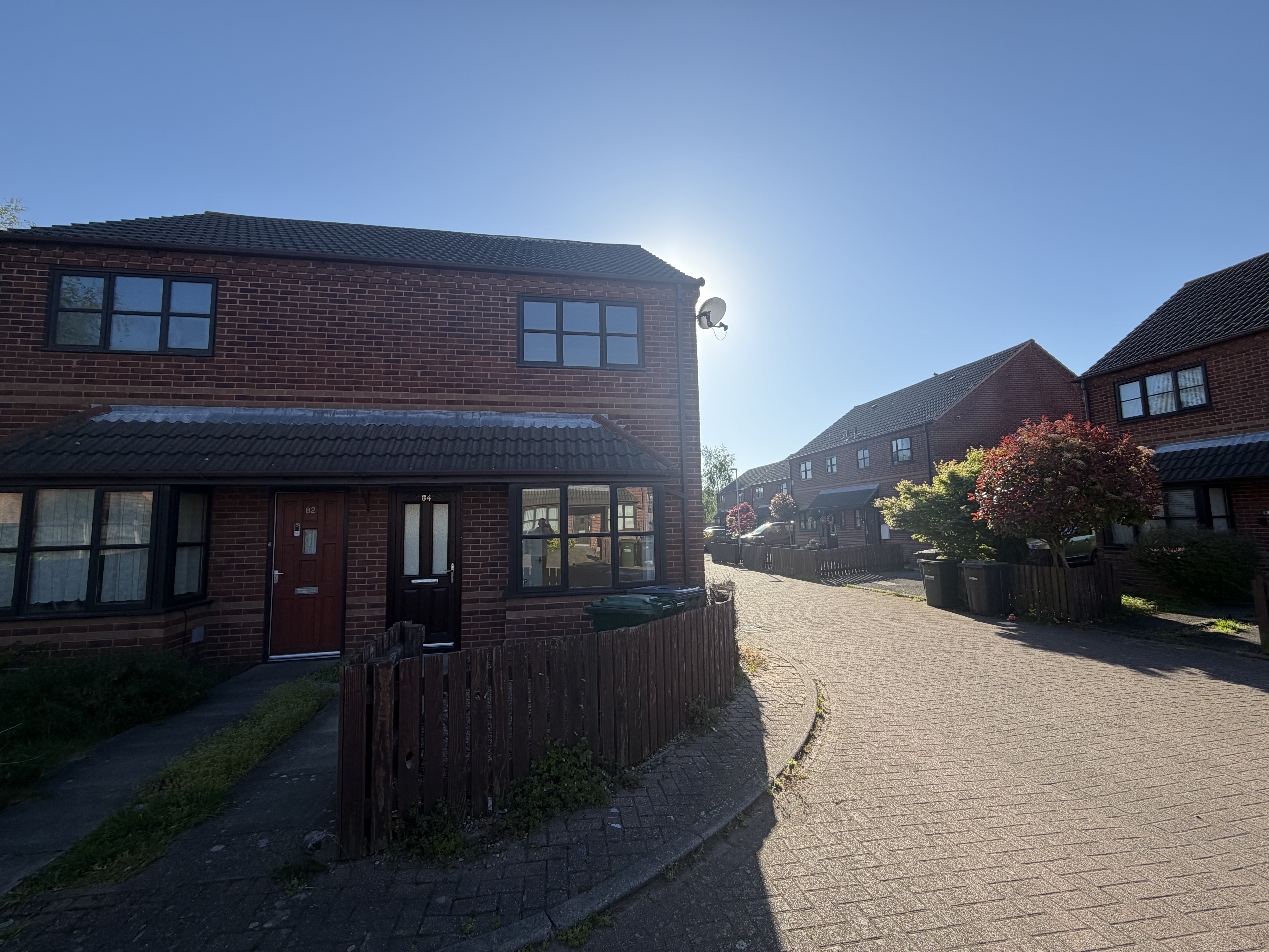 2 bedroom Semi-detached house For Sale
