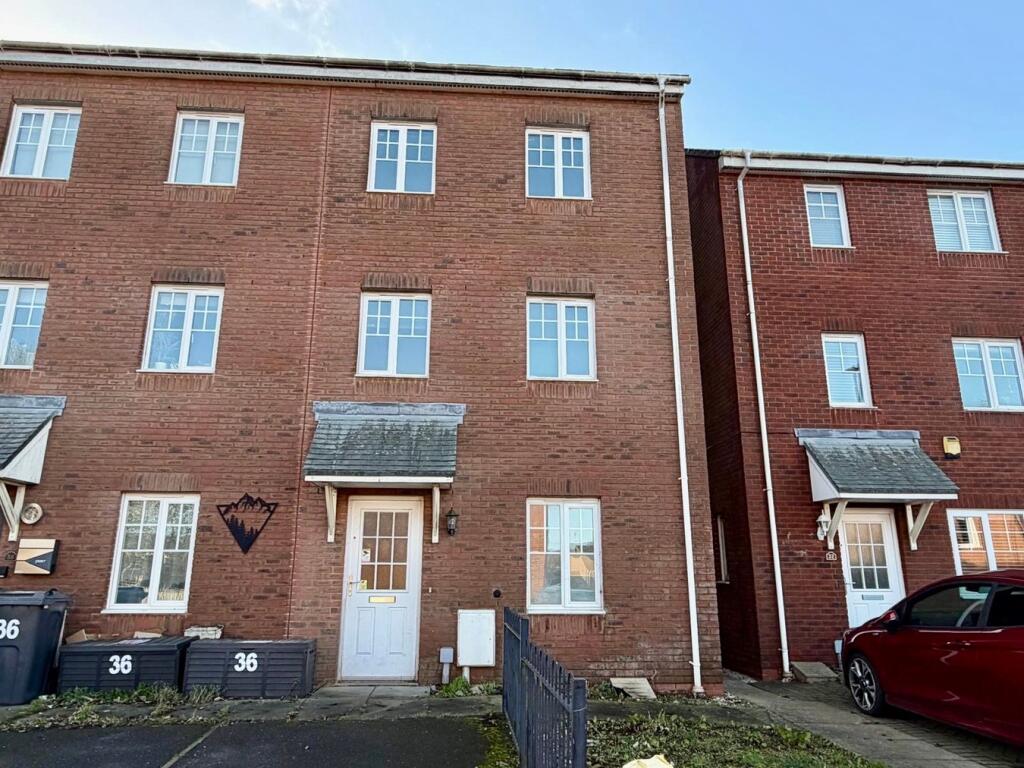 4 bedroom Town house For Sale