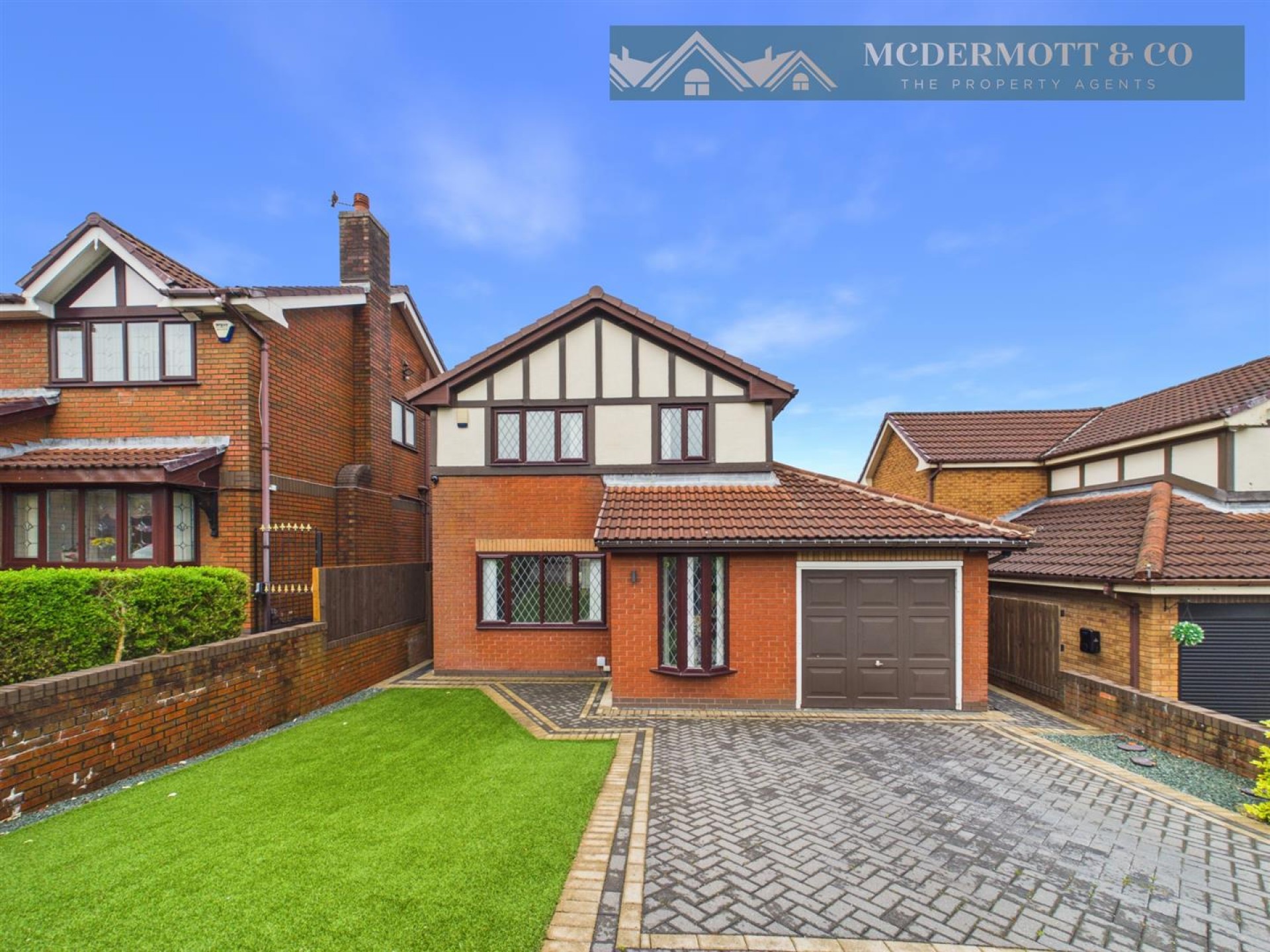 3 bedroom Detached house For Sale