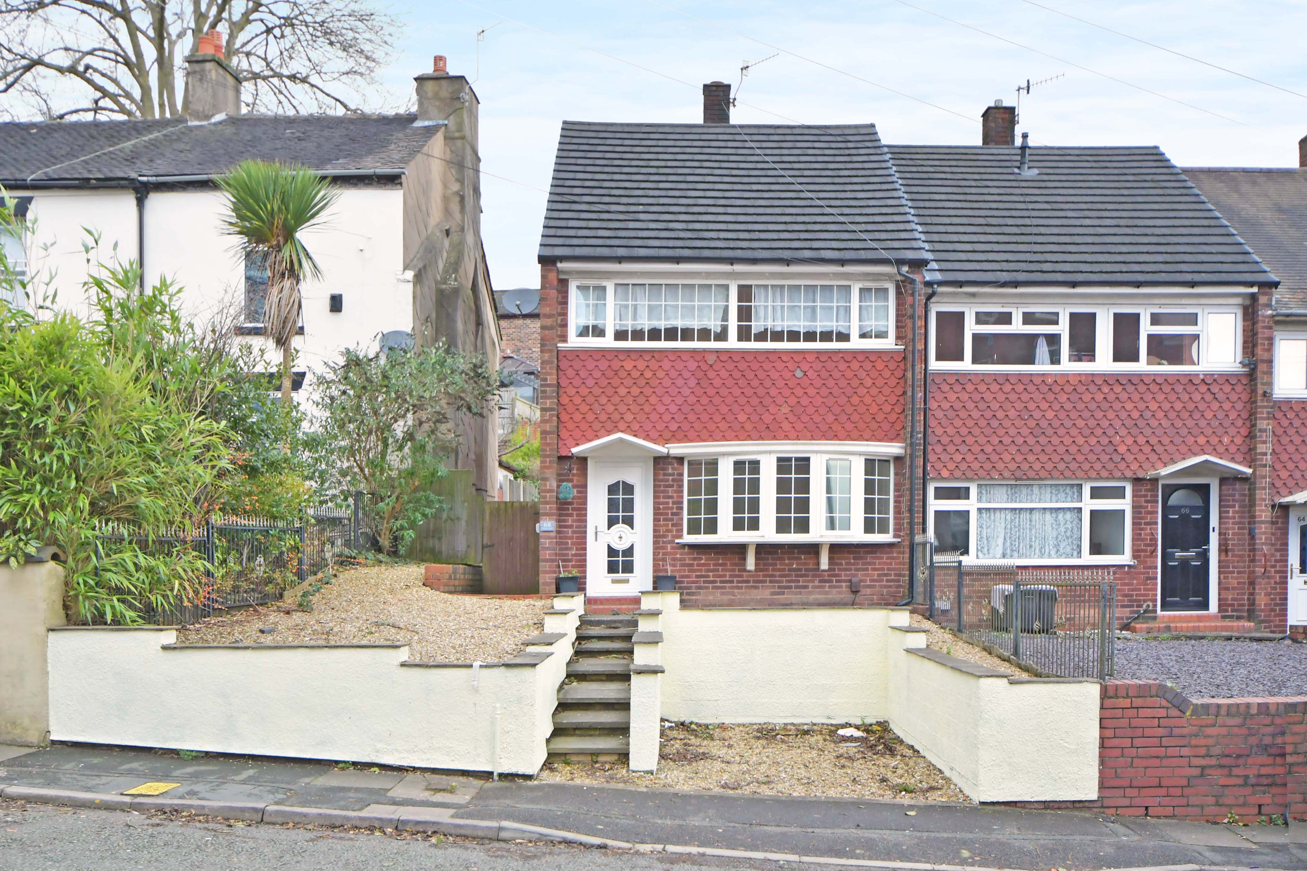 3 bedroom Town house For Sale