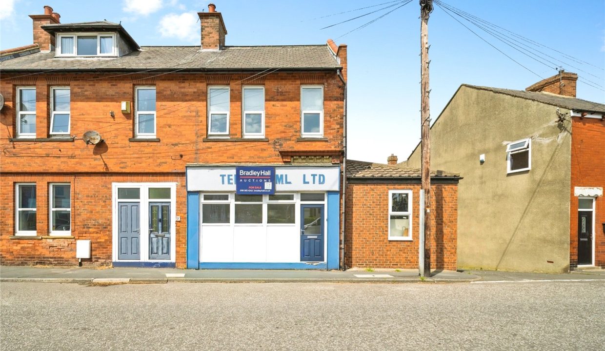  Flat For Sale