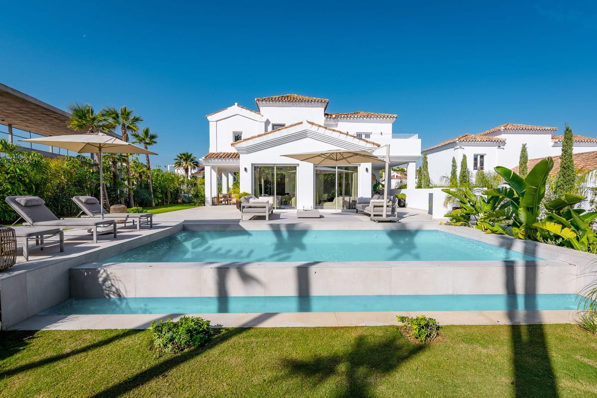 4 bedroom Villa For Sale