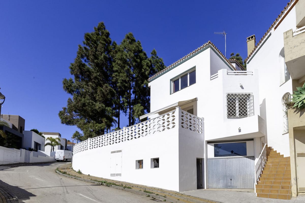 3 bedroom Villa For Sale