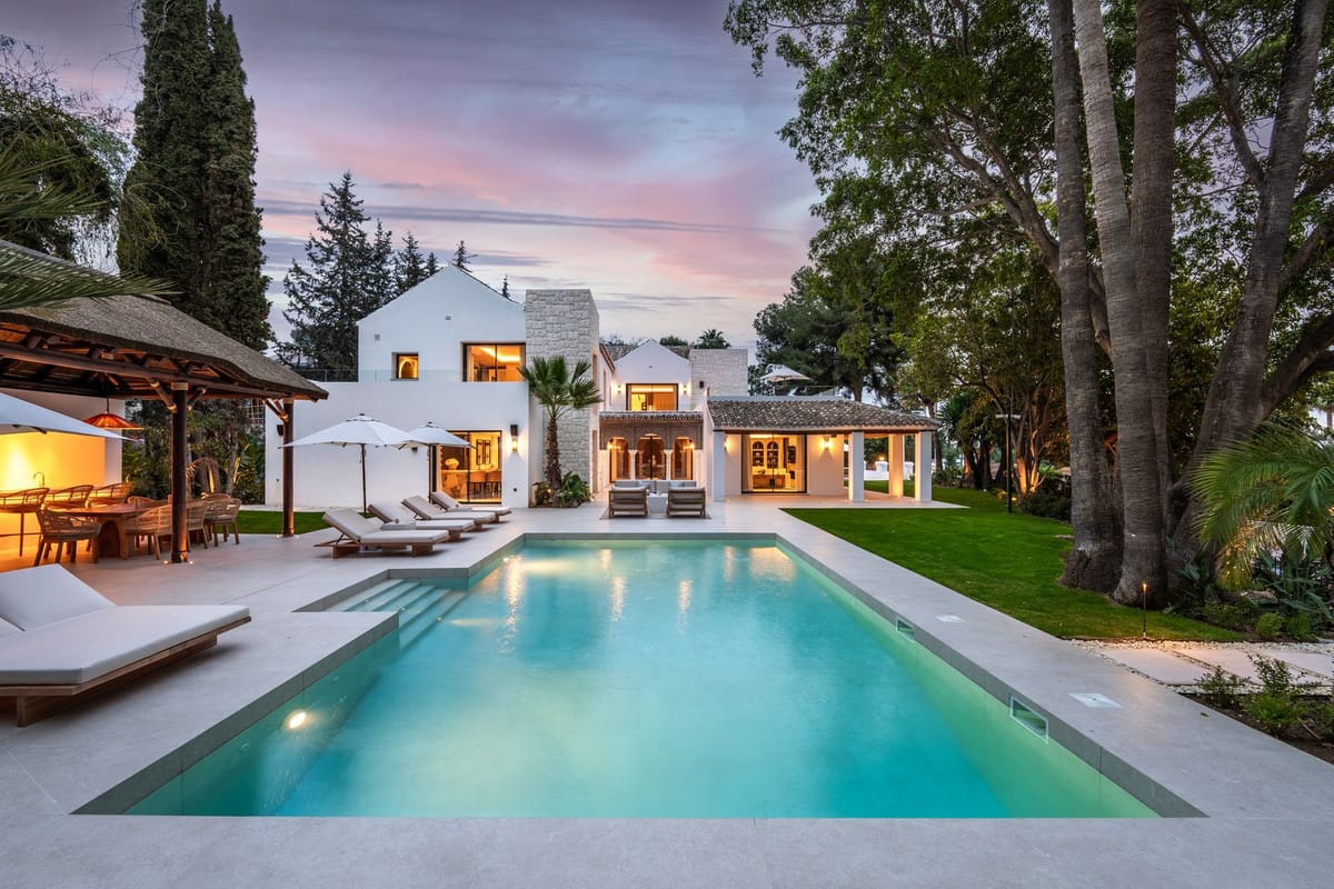 5 bedroom Villa For Sale