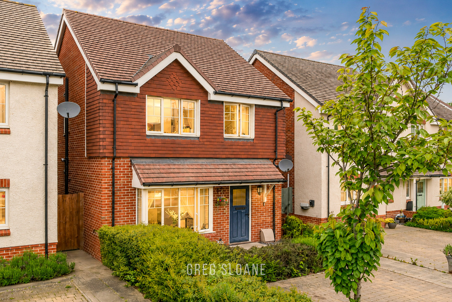 3 bedroom Detached house For Sale